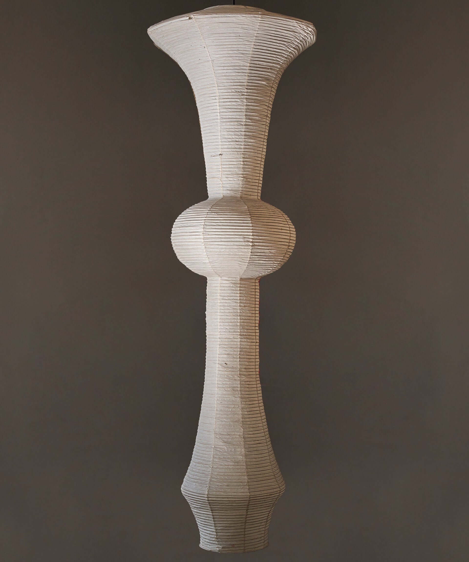 Akari_Model_H_Lamp,_Isamu_Noguchi_for_Ozeki,_Washi_Paper,_1950s,_Japan