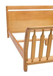 Double_oak_bed_by_Guillerme_et_Chambron.