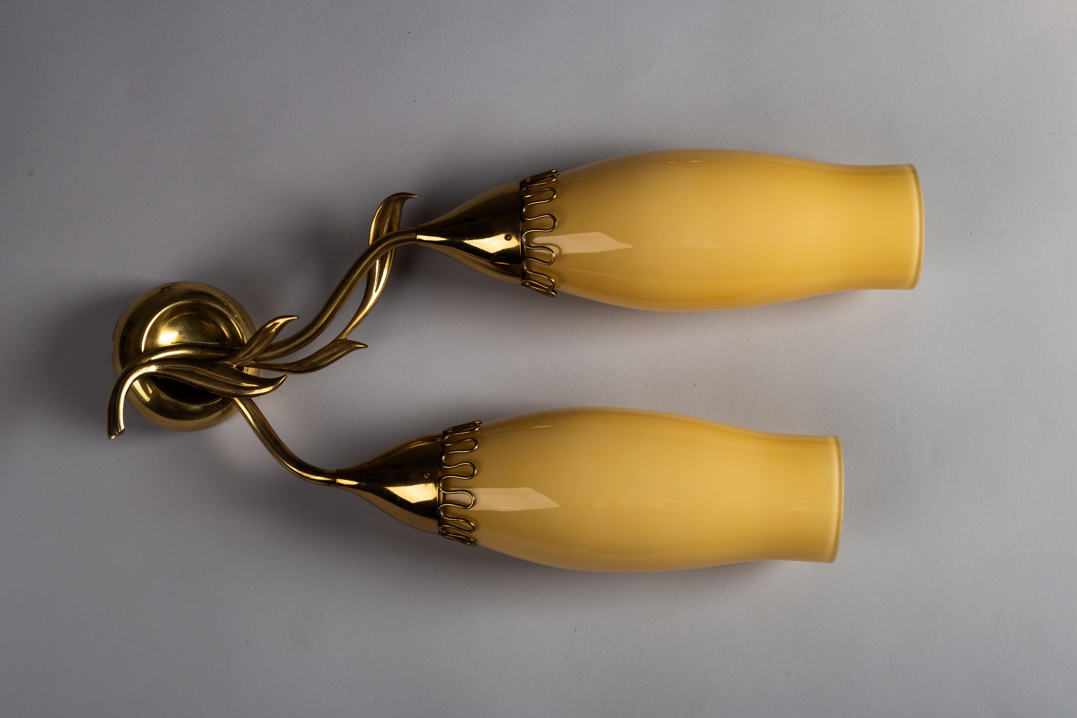 Set_of_2_Wall_Lights_Mauri_Almari_for_Idman_Oy_Brass_1950s_Finland