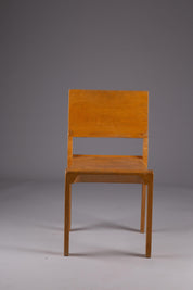 Alvar_Aalto,_1940's_model_611_chair