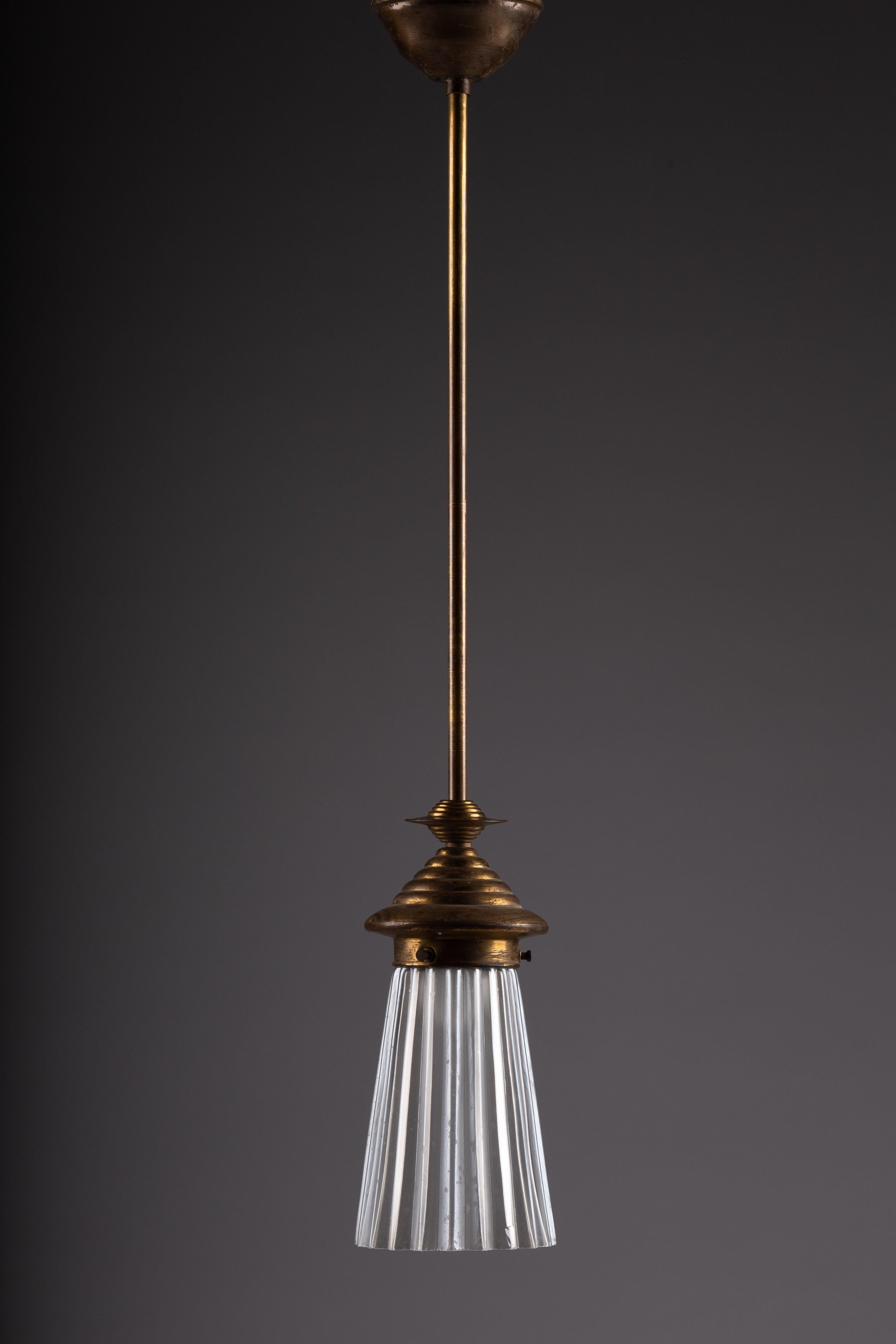 Beautiful_Art_Deco_glass_ceiling_lamp