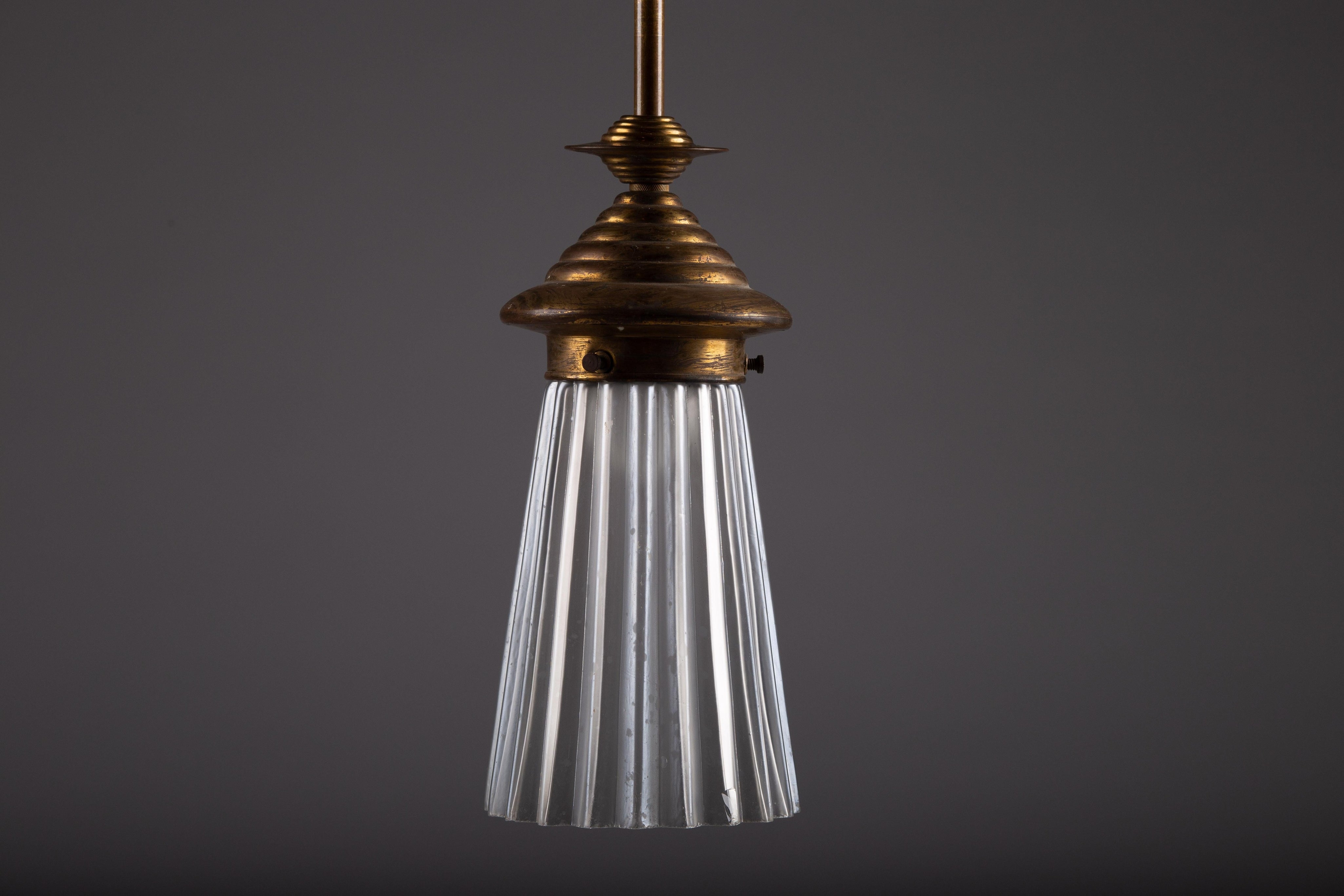 Beautiful_Art_Deco_glass_ceiling_lamp