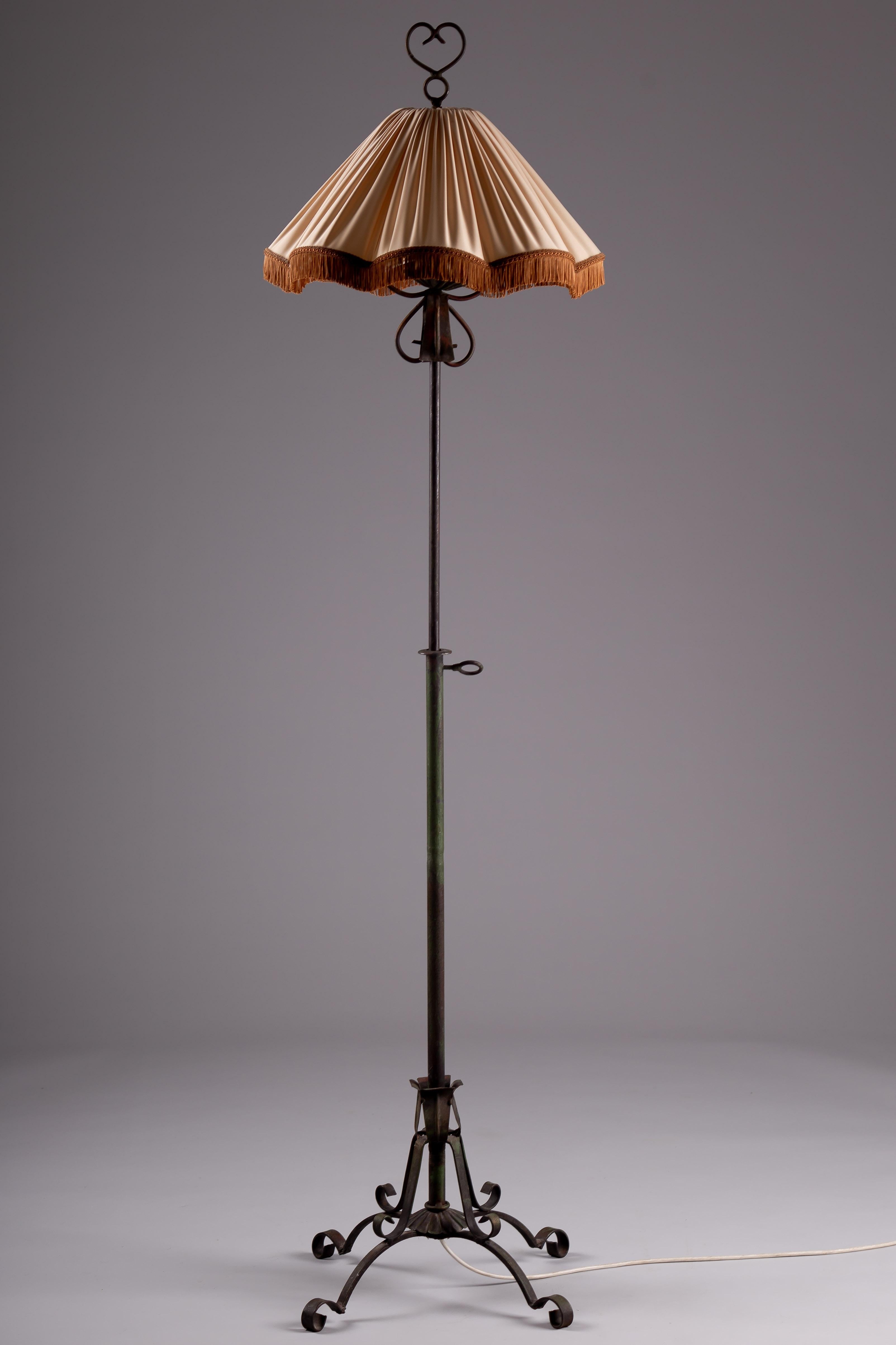 Finnish_1930s_Wrought_Iron_Floor_Lamp_Vintage_Scandinavian_Lighting
