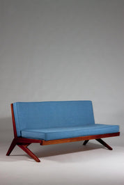 Mid-century_modern_Boomerang_sofa_by_Olavi_Hänninen