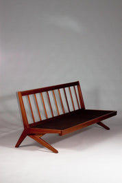 Mid-century_modern_Boomerang_sofa_by_Olavi_Hänninen