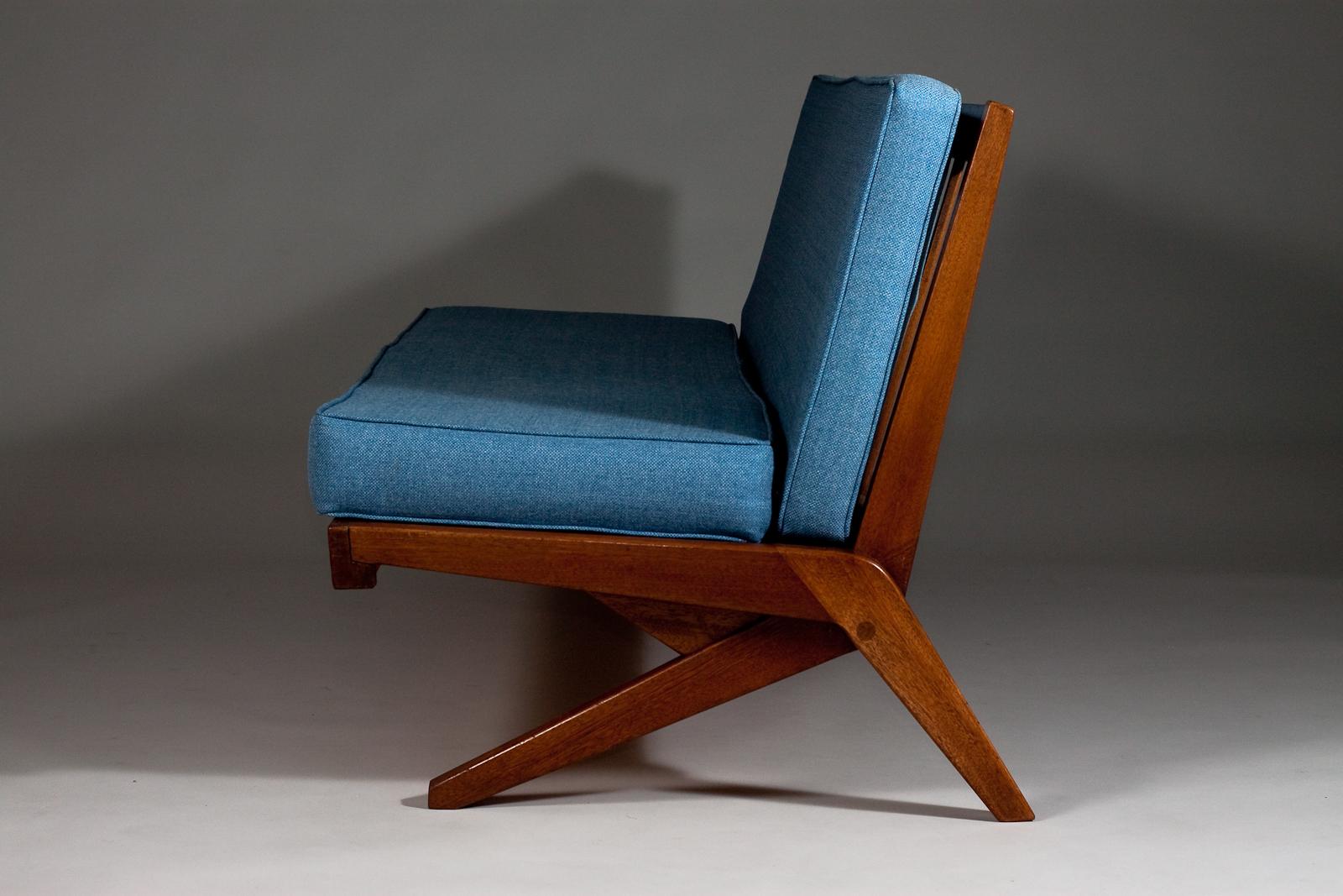 Mid-century_modern_Boomerang_sofa_by_Olavi_Hänninen