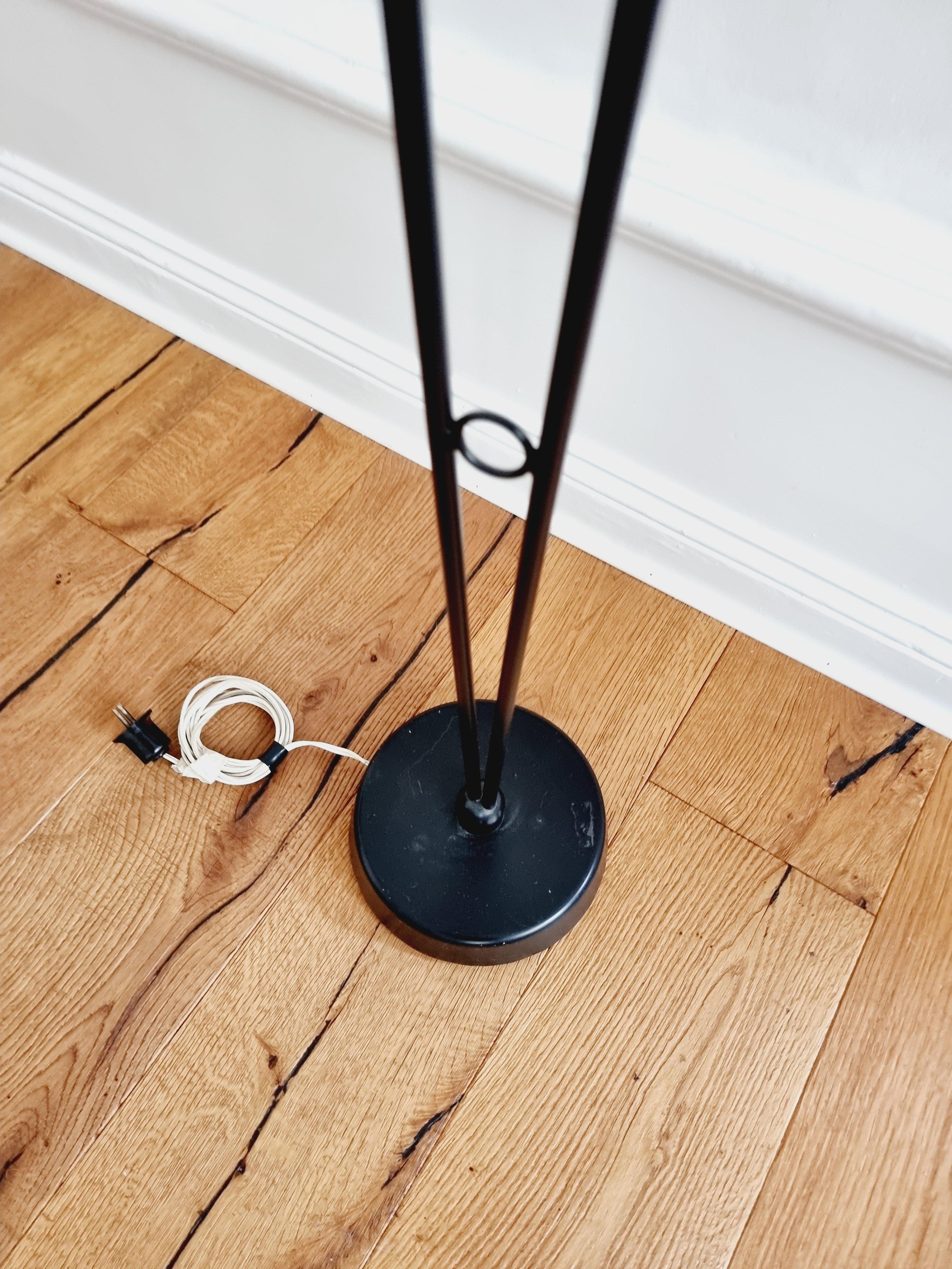 Hans_Bergström,_Floor_Lamp,_Scandinavian_Modern_/_Midcentury_Modern