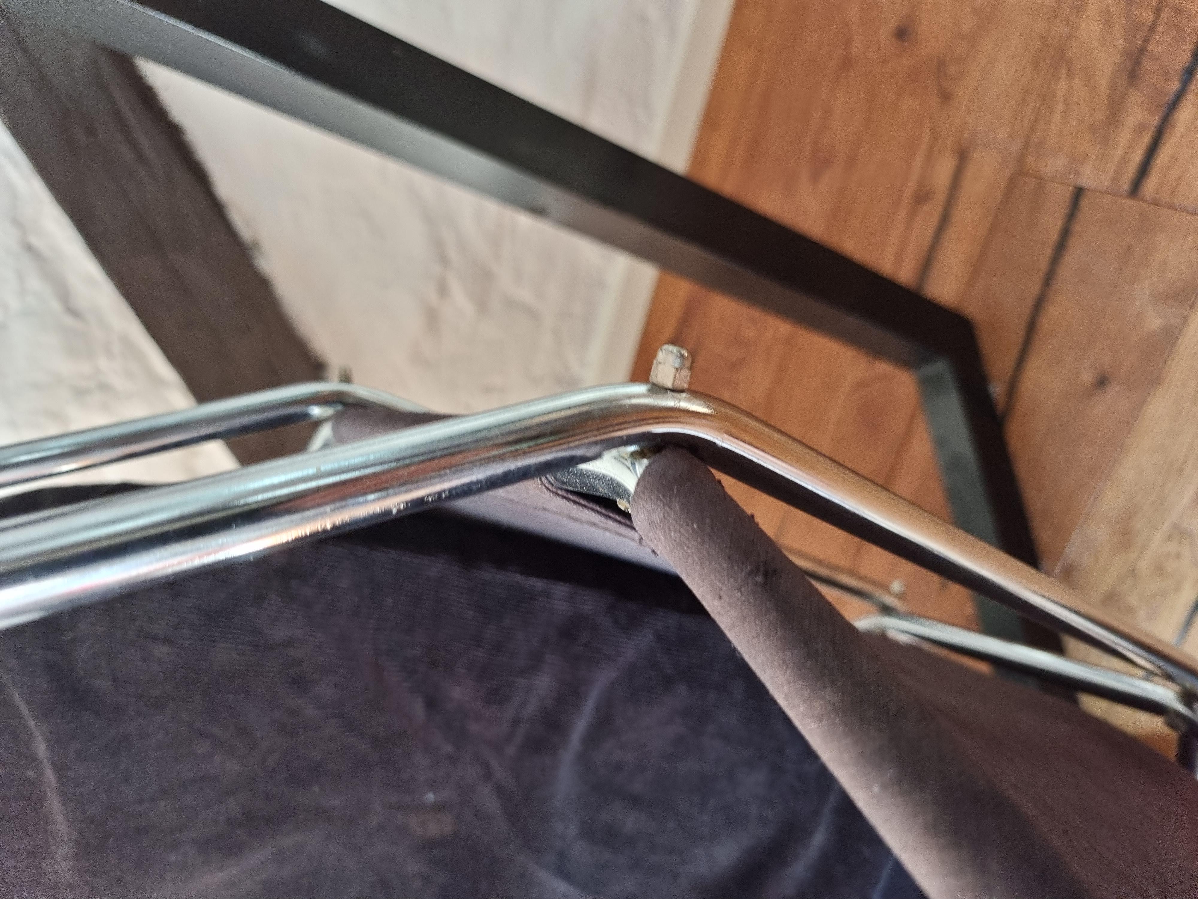 Iconic_midcentury_Scandinavian_modern,_Parrot_Chair_/_Pepegojan,_Swedish_1970s