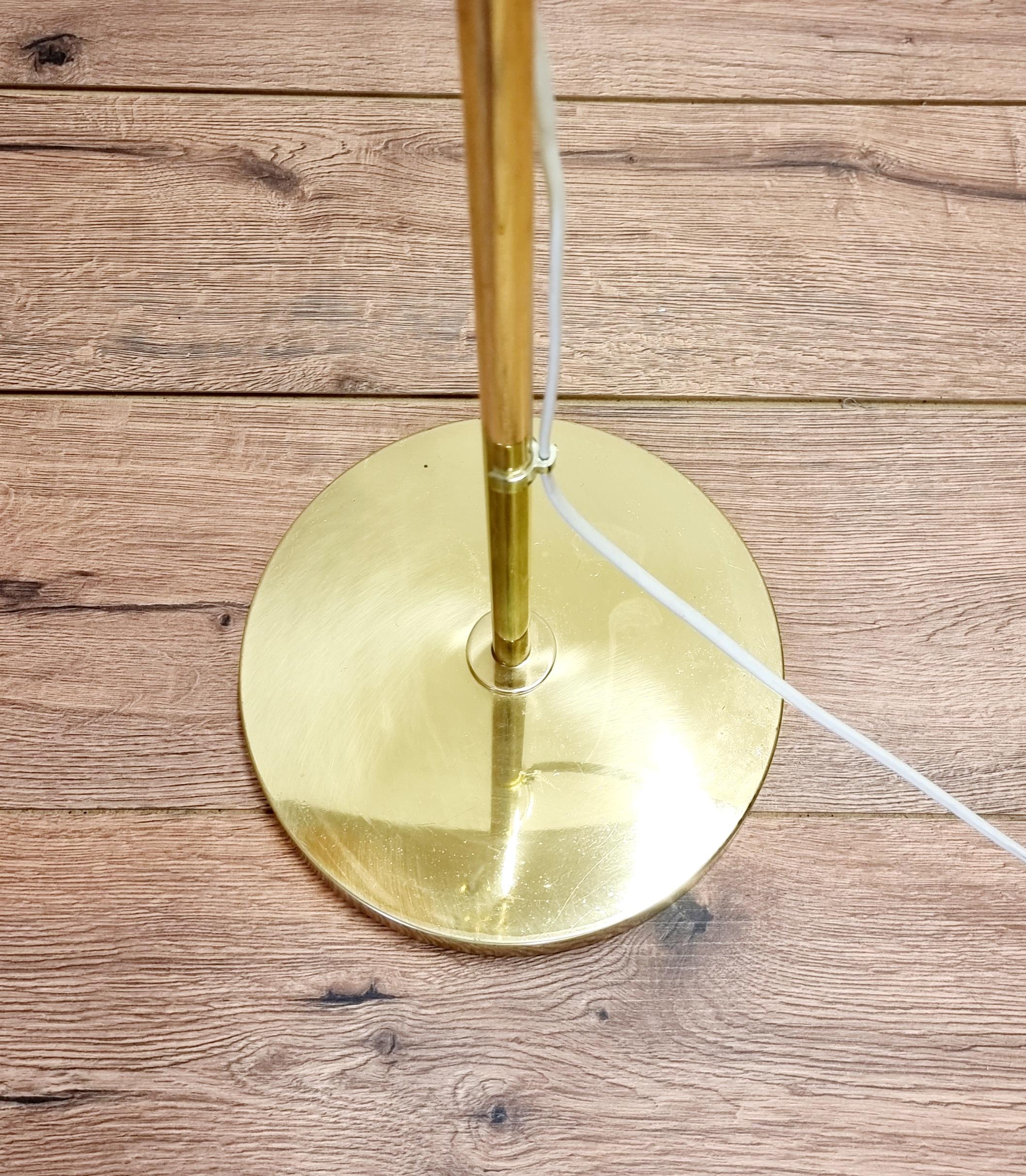 Bergboms,_Adjustable_Floor_Lamp_G-132_in_brass,_Scandinavian_and_Midcentury_Modern_Style