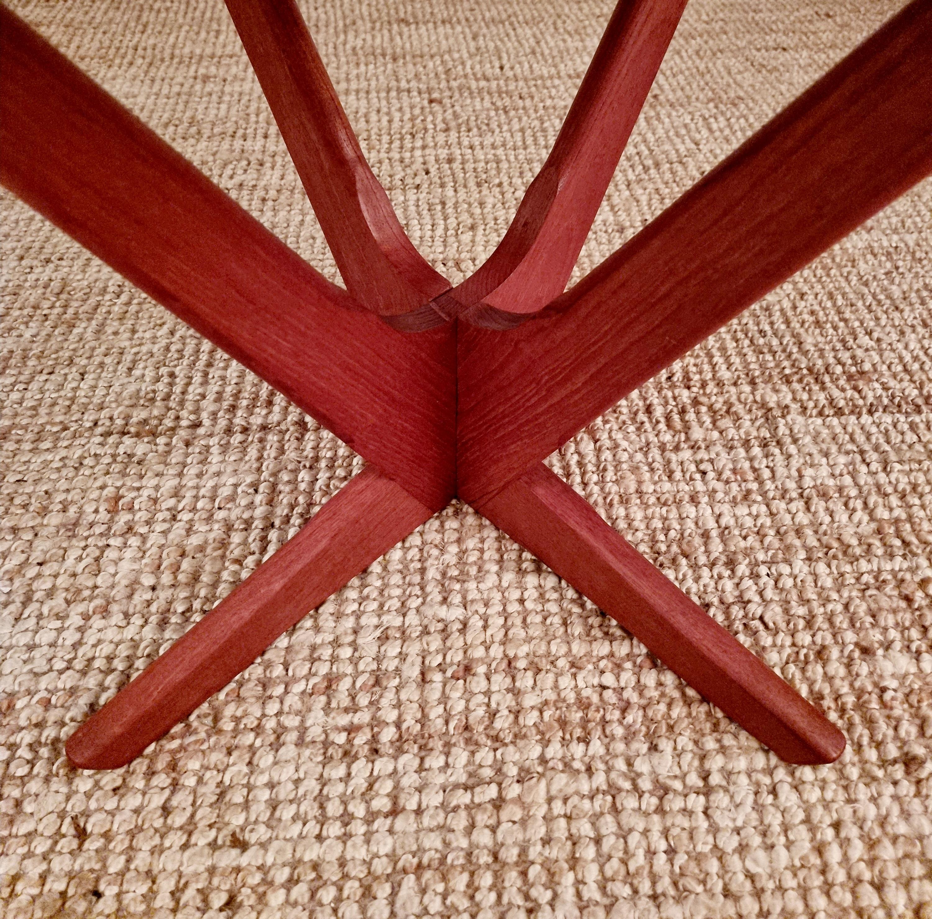 Søren_Georg_Jensen,_coffee_table_'Kubus'_for_Tønder_Møbelfabrik,_Midcentury