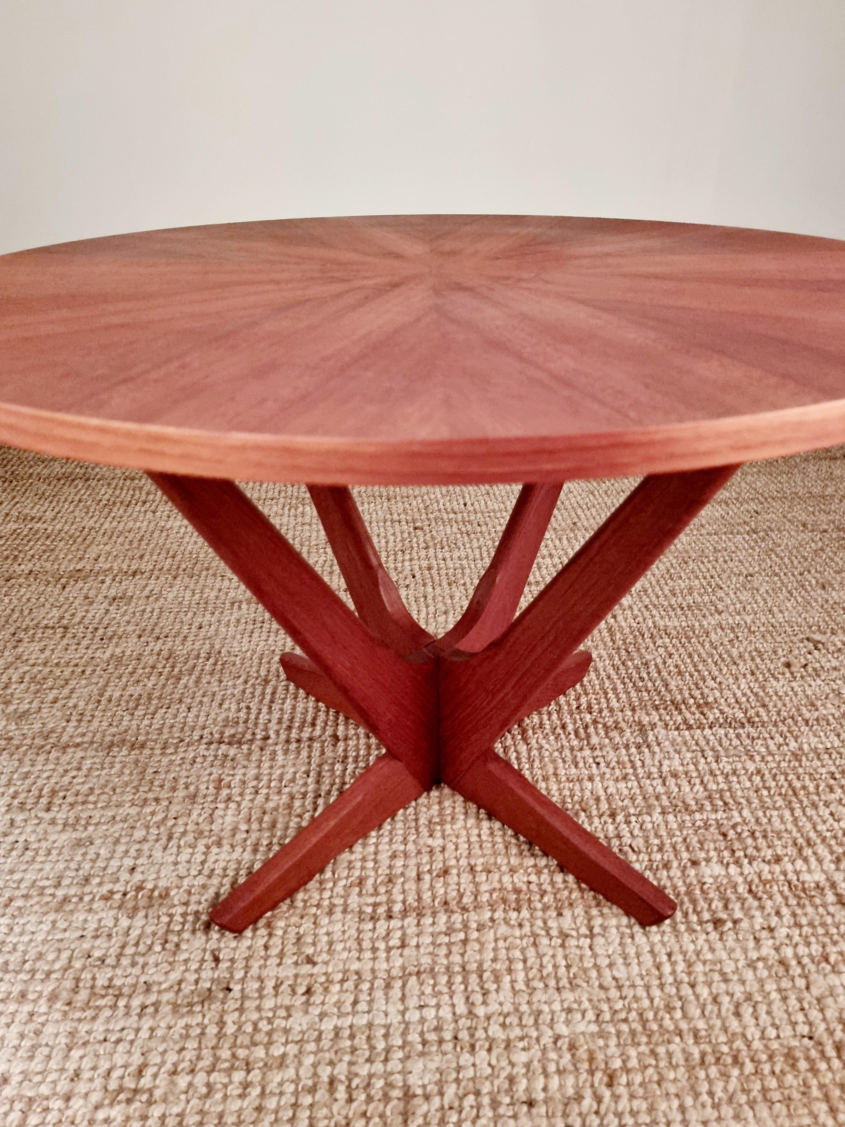 Søren_Georg_Jensen,_coffee_table_'Kubus'_for_Tønder_Møbelfabrik,_Midcentury