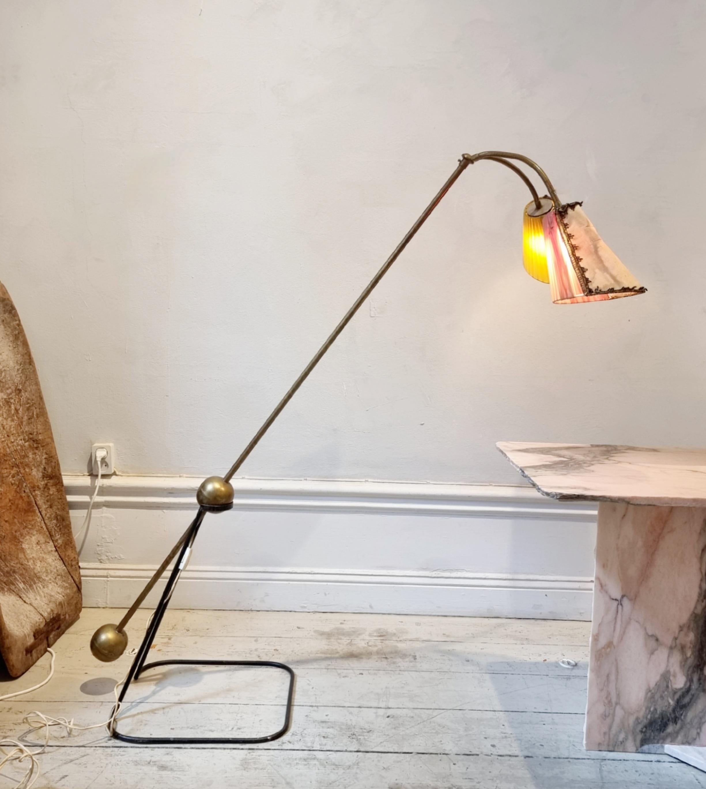 Floor_Lamp_by_Luci_Milano,_1950s,_Italy