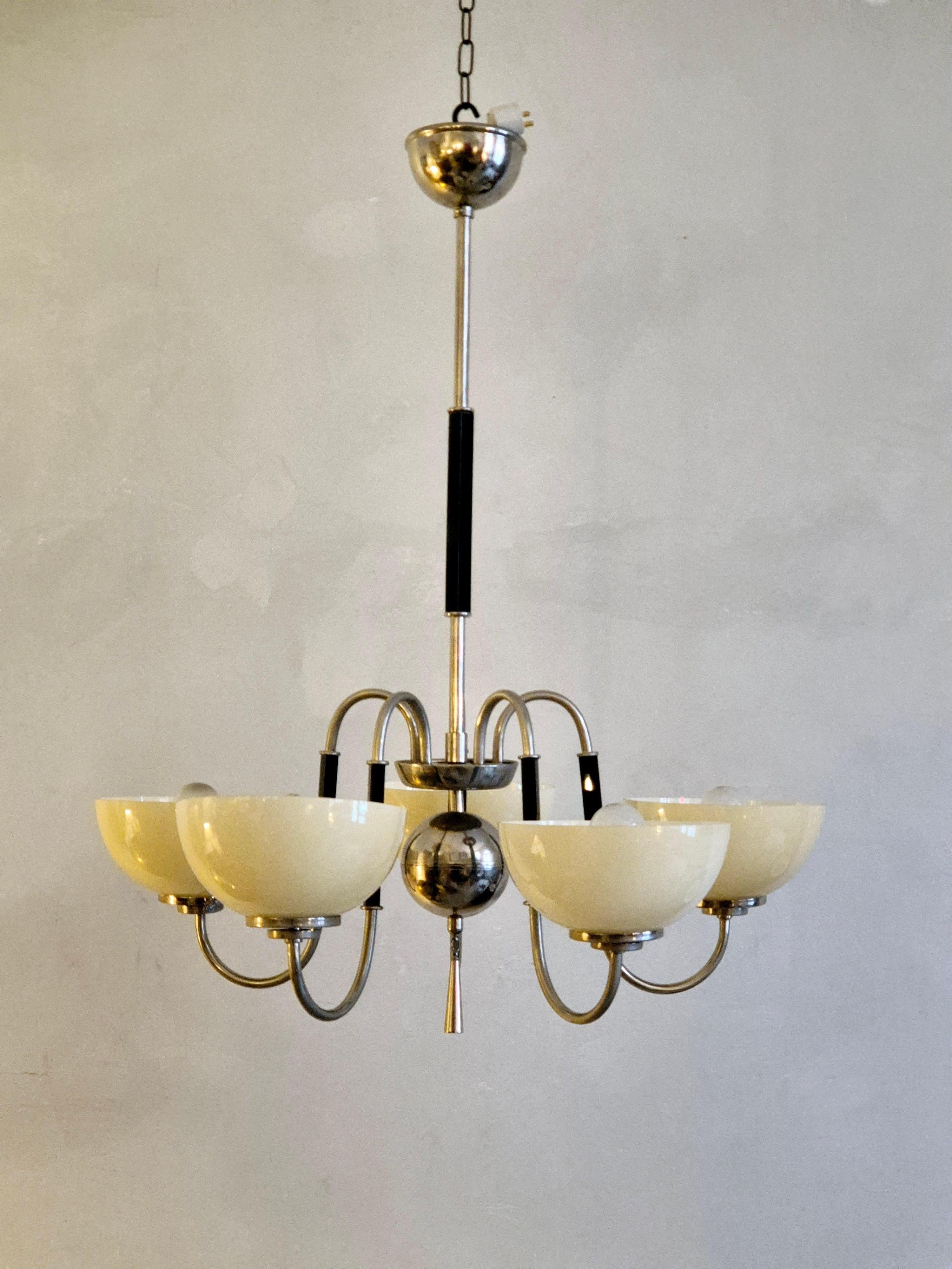 Swedish_Grace_Art_Deco_Pendant_by_CG_Hallberg,_1930s–1940s,_Sweden