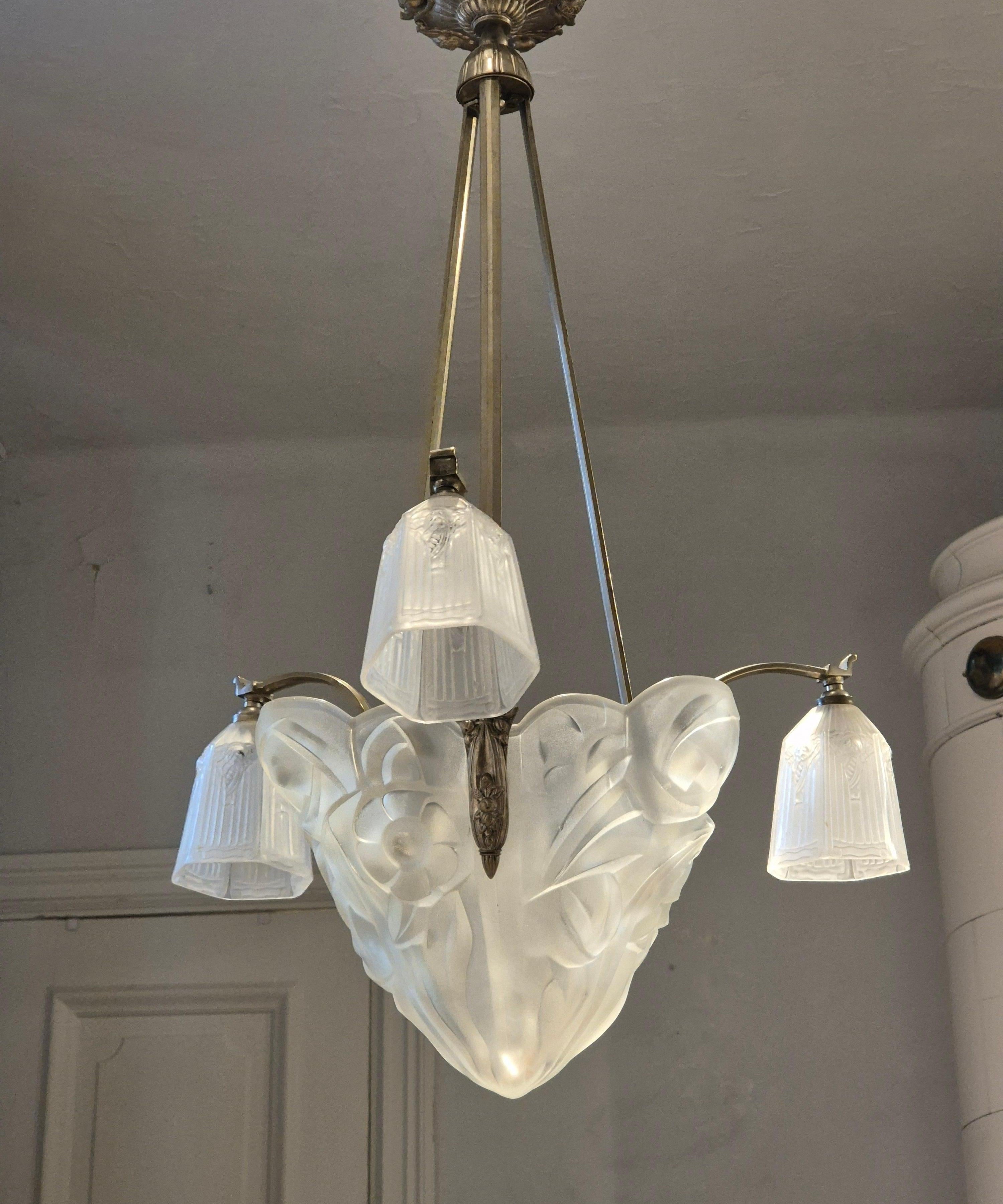 _Art_Deco