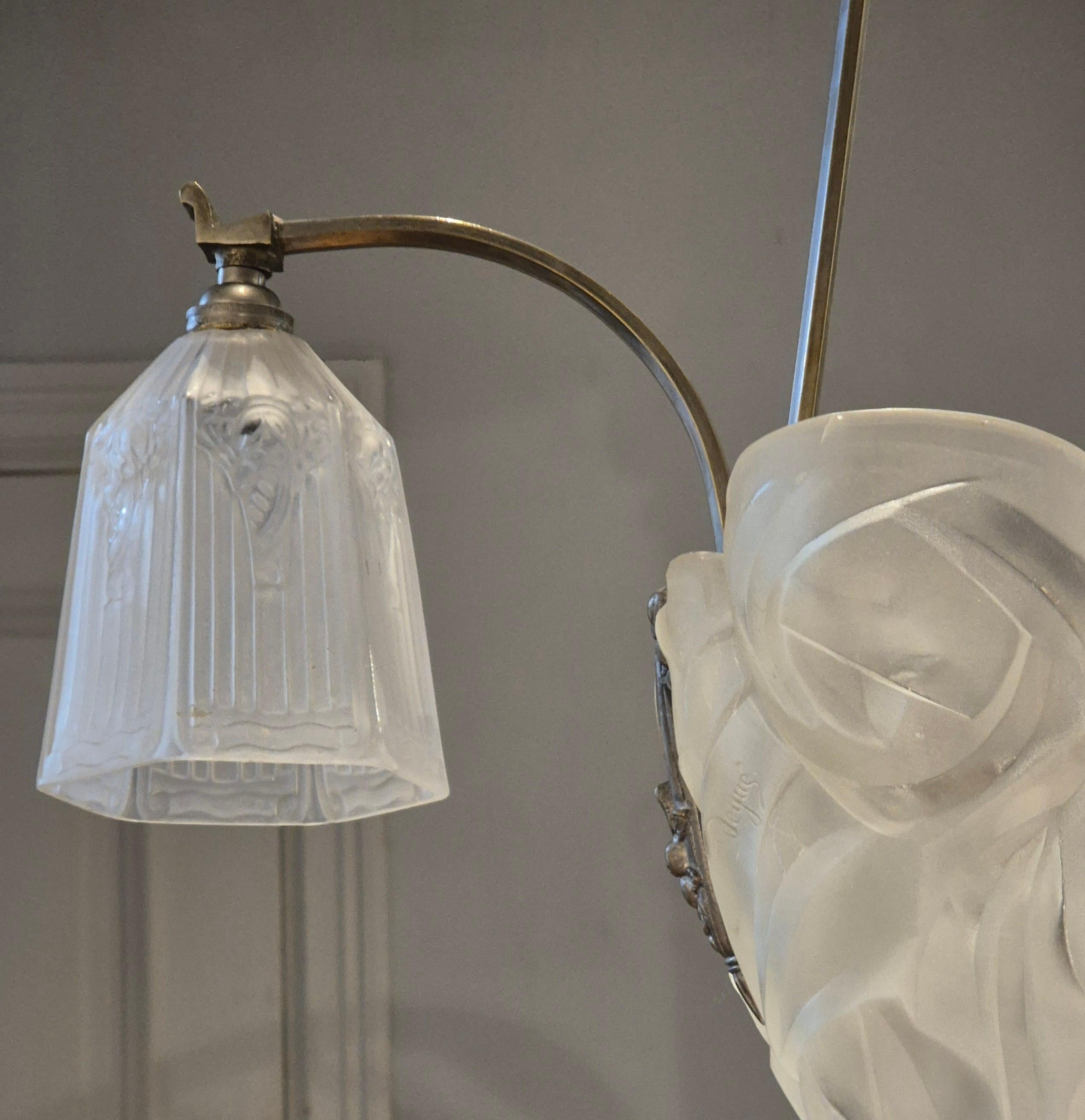 Degué,_chandelier,_France_1930s_/_Art_Deco