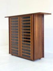 High_Italian_vintage_sideboard_with_walnut_wood_and_glass