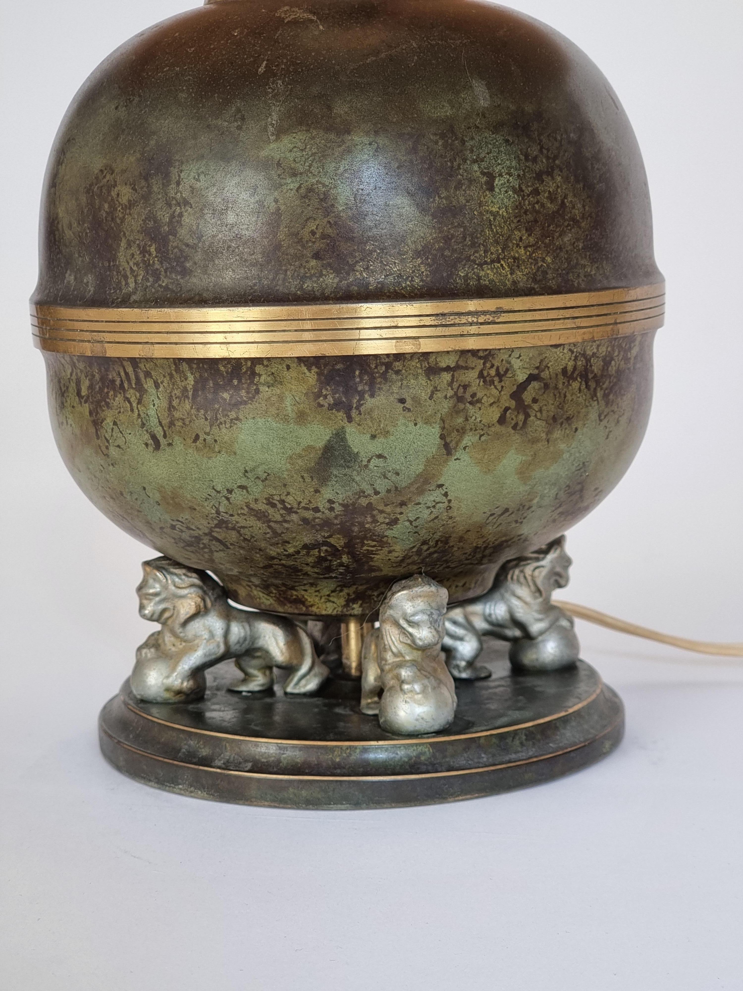 Rare_table_lamp_by_Svenska_Metallverken