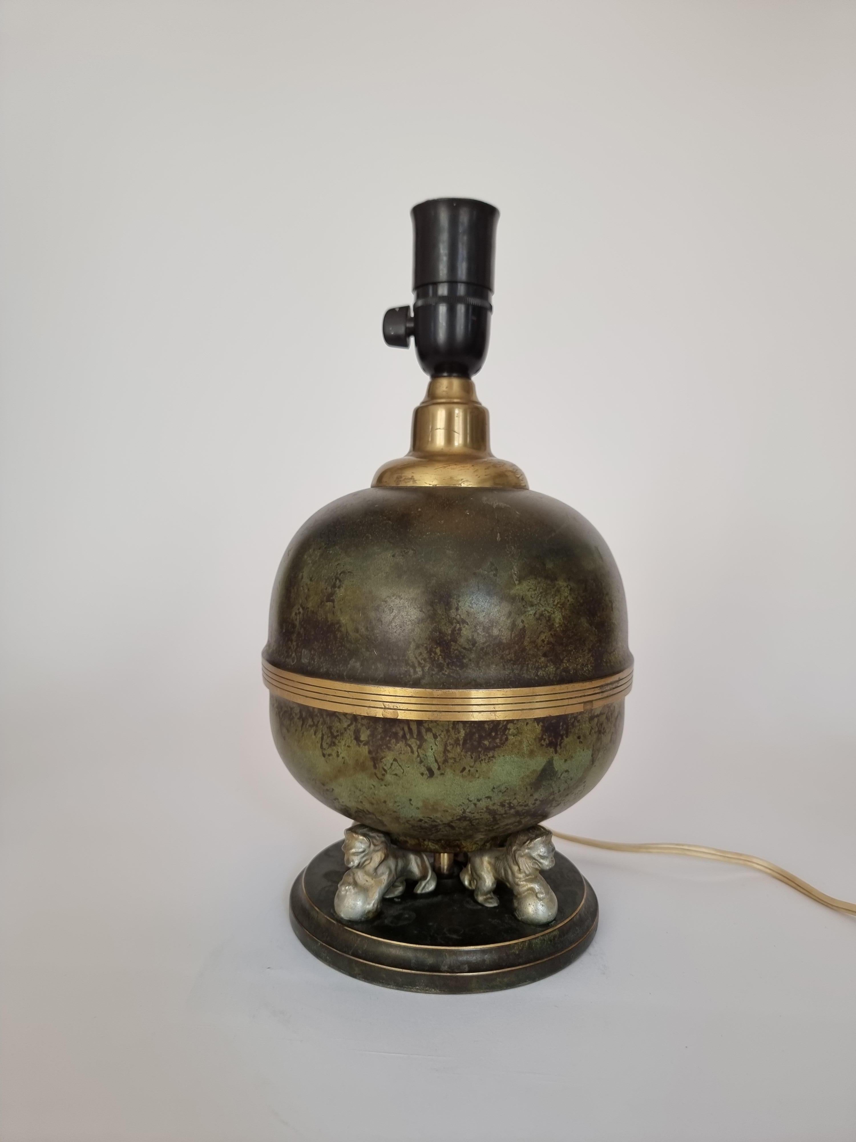 Rare_table_lamp_by_Svenska_Metallverken