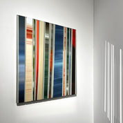 Mirror_with_photograph_stips