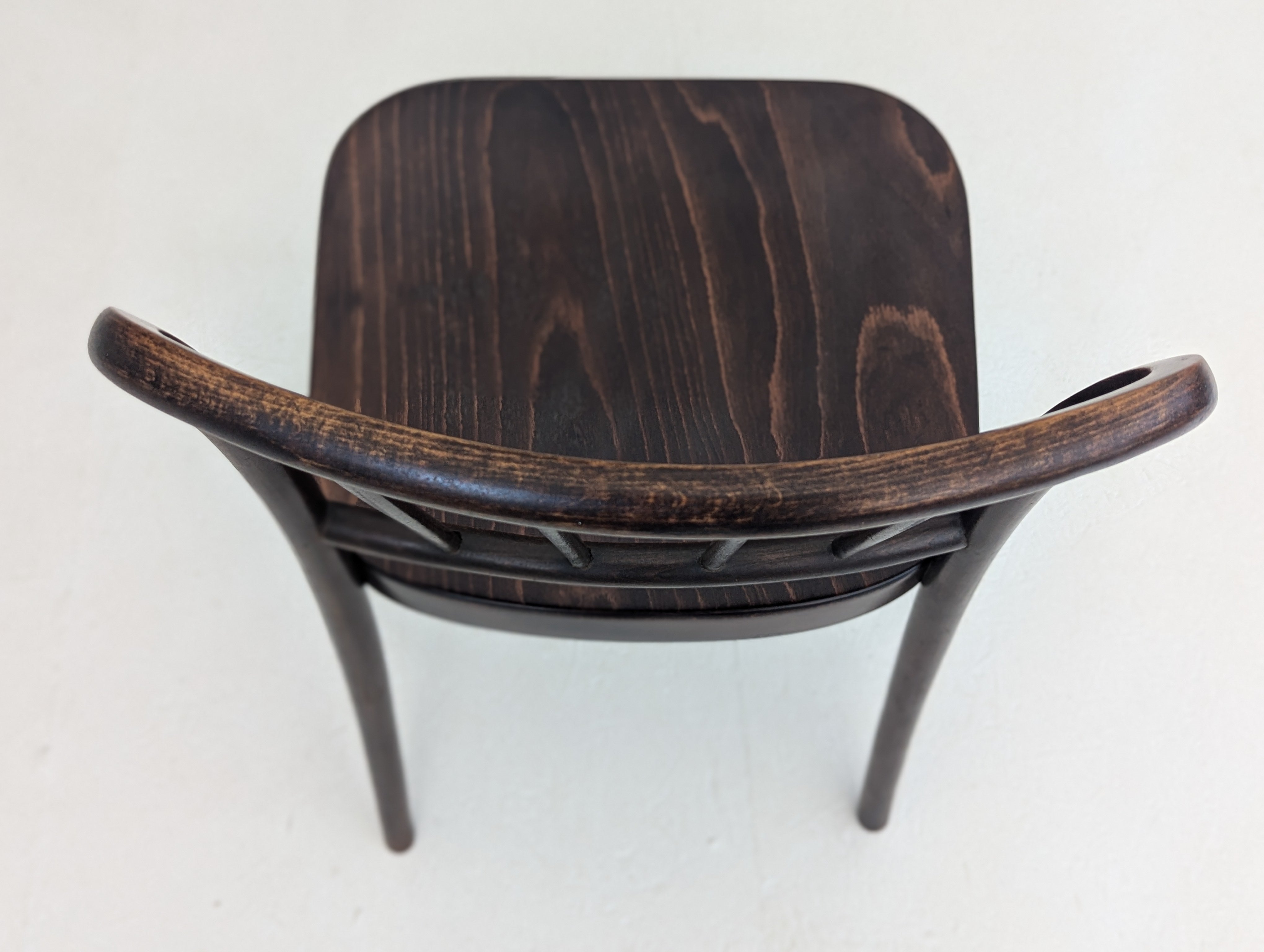 Thonet_A_811/4_Dining_Chairs_by_Josef_Hoffmann_for_Thonet,_1930s