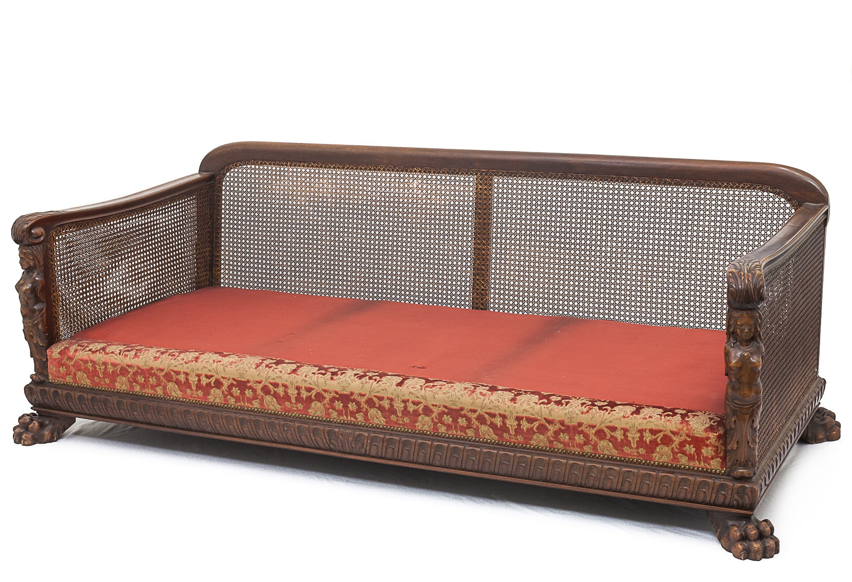 Set_of_Sofa_and_Armchair_from_Renaissance_in_Walnut_from_19th_century