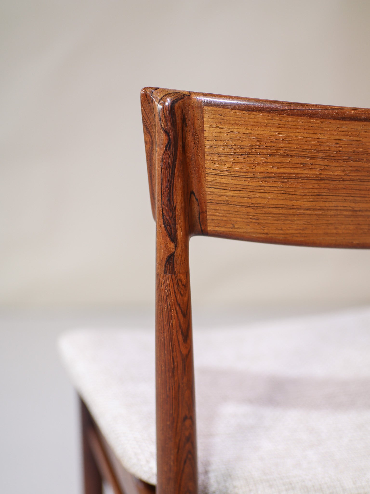 Set_of_6_Dining_chairs_Henry_Rosengren_39_rosewood