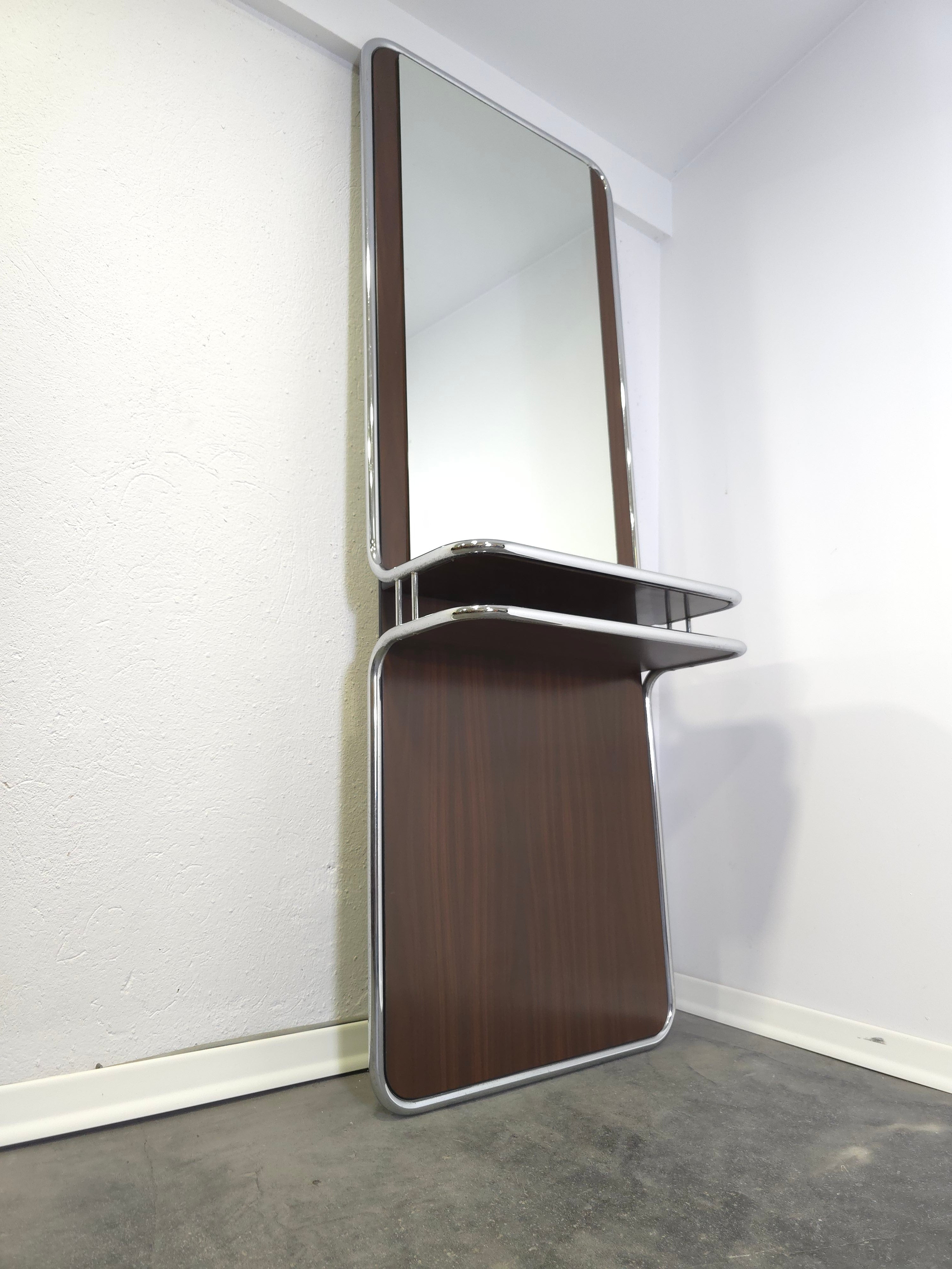 Bauhaus_Wall_Mirror_with_Shelve_from_1970s
