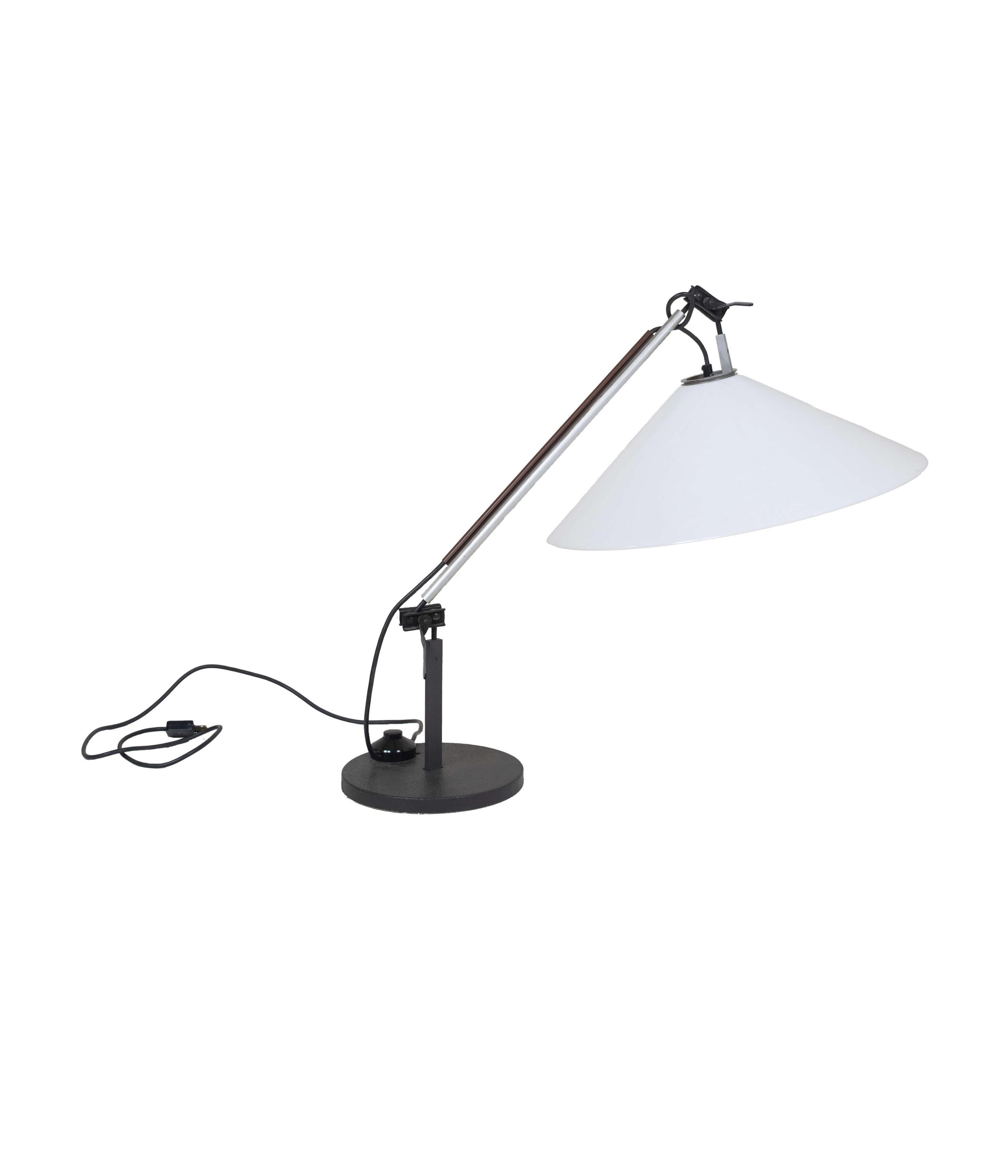 Aggregate_Table_Lamp_by_Enzo_Mari_and_Giancarlo_Fassina_for_Artemide