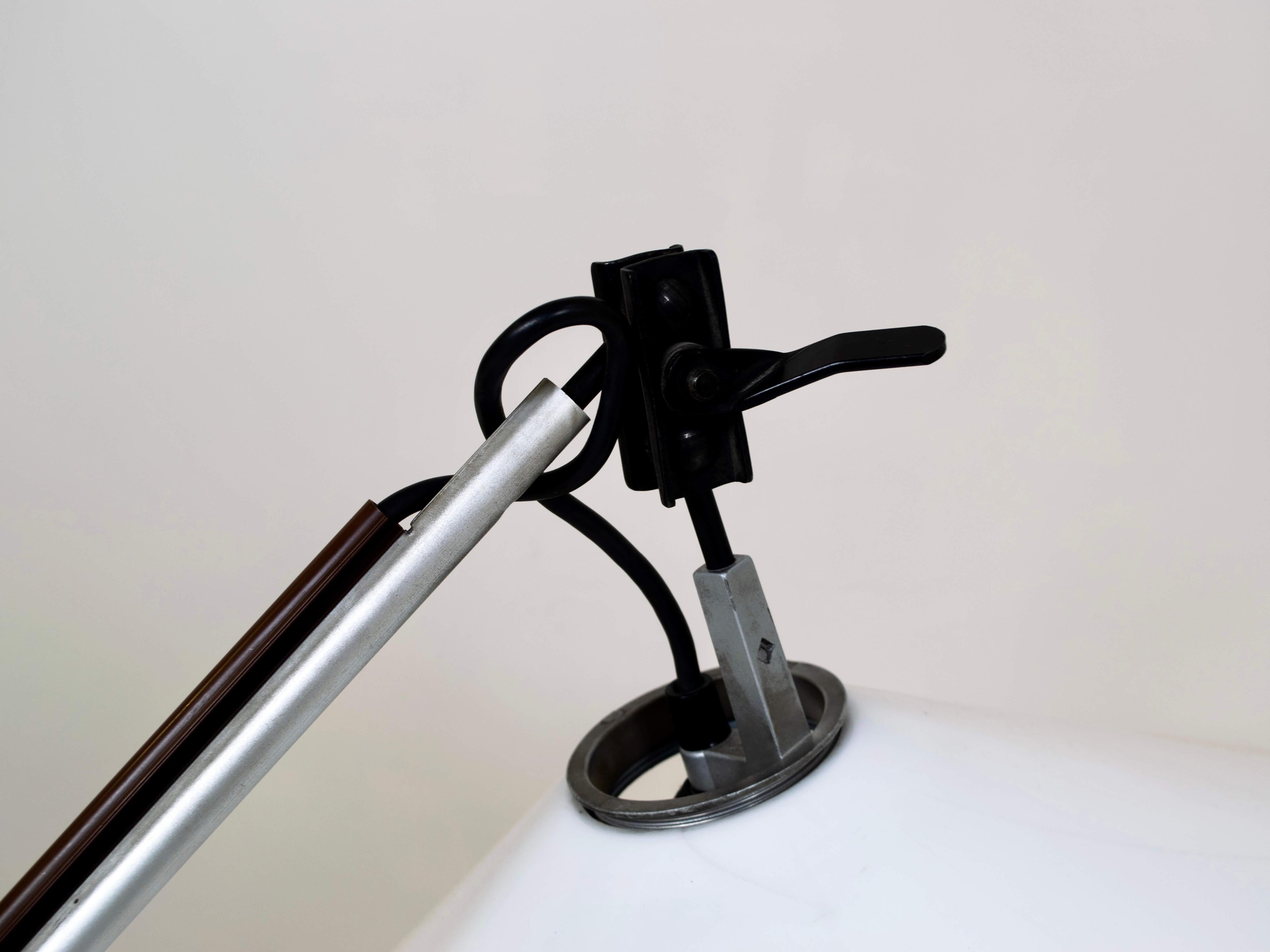 Aggregate_Table_Lamp_by_Enzo_Mari_and_Giancarlo_Fassina_for_Artemide