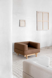 Alchemist_Armchair_in_brown