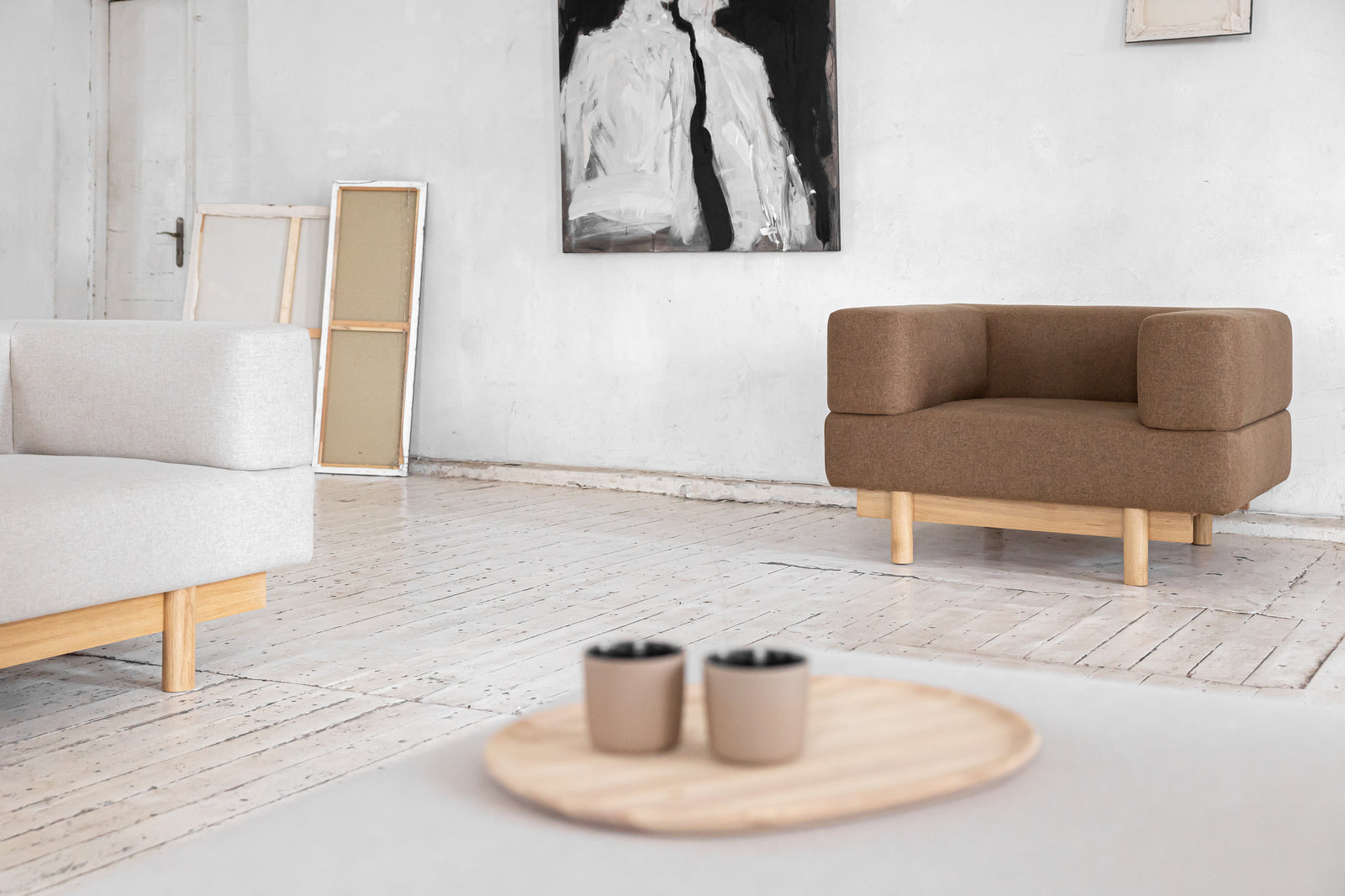 Alchemist_Armchair_in_brown