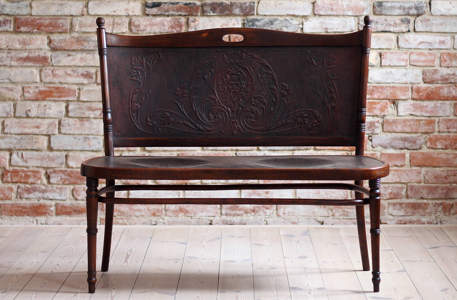 Antique_Bentwood_Bench_Attributed_to_Jacob_and_Josef_Kohn_Early_20th_Century