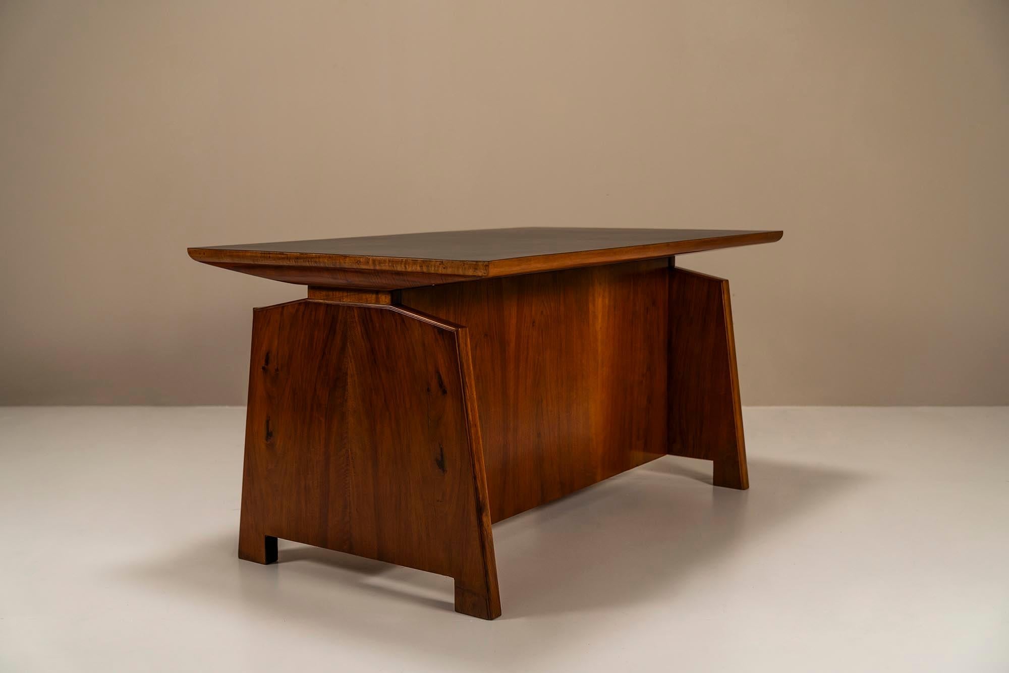 Architectural_Desk_In_Walnut_By_Carlo_de_Carli_Italy_1950_s