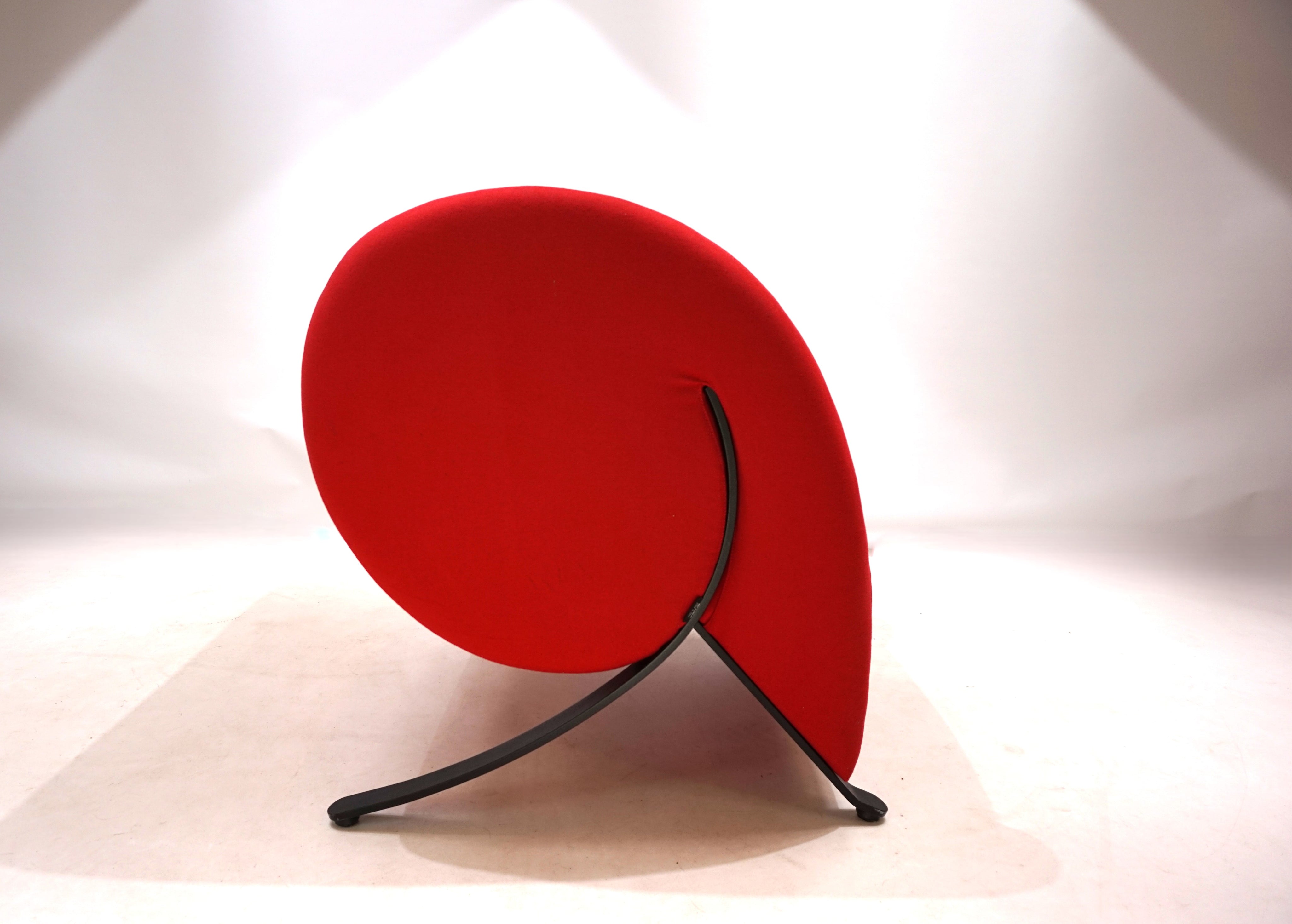 Arflex_Virgola_lounge_chair_by_Jaacov_Kaufman_from_1991