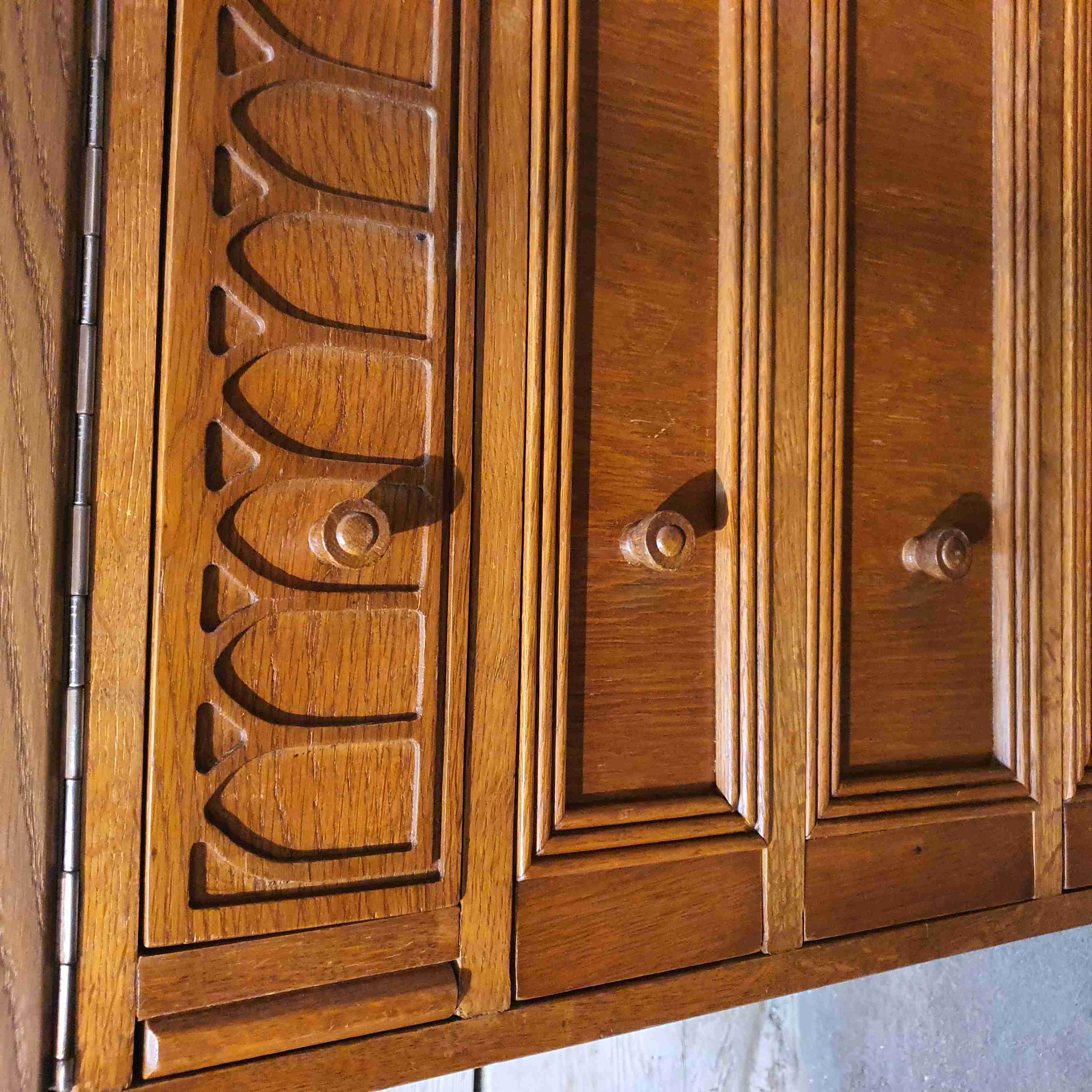 Art_Deco_Cabinet_1940s