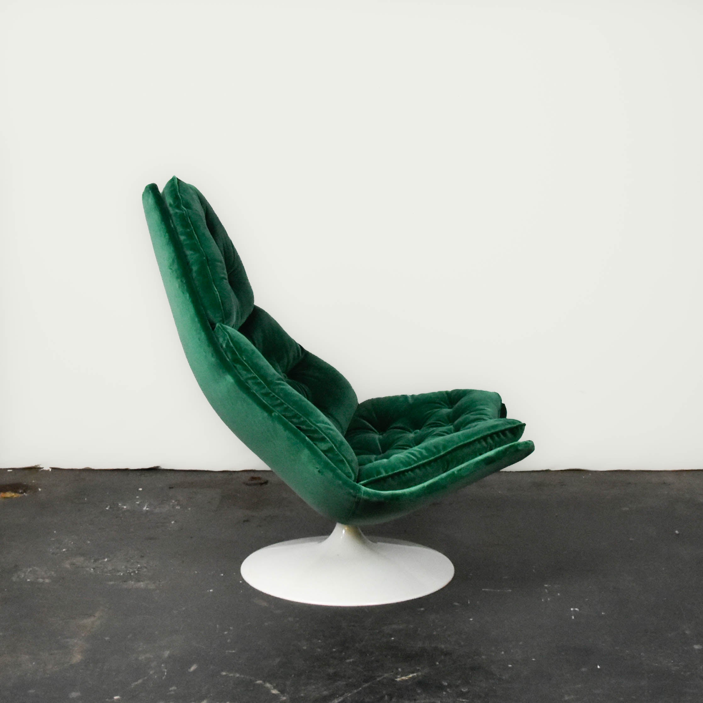 Artifort_F588_Lounge_Chair