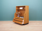 Ash_bookcase_Danish_design_1970s_designer_B_rge_Mogensen_manufacturer_S_borg_M_bler