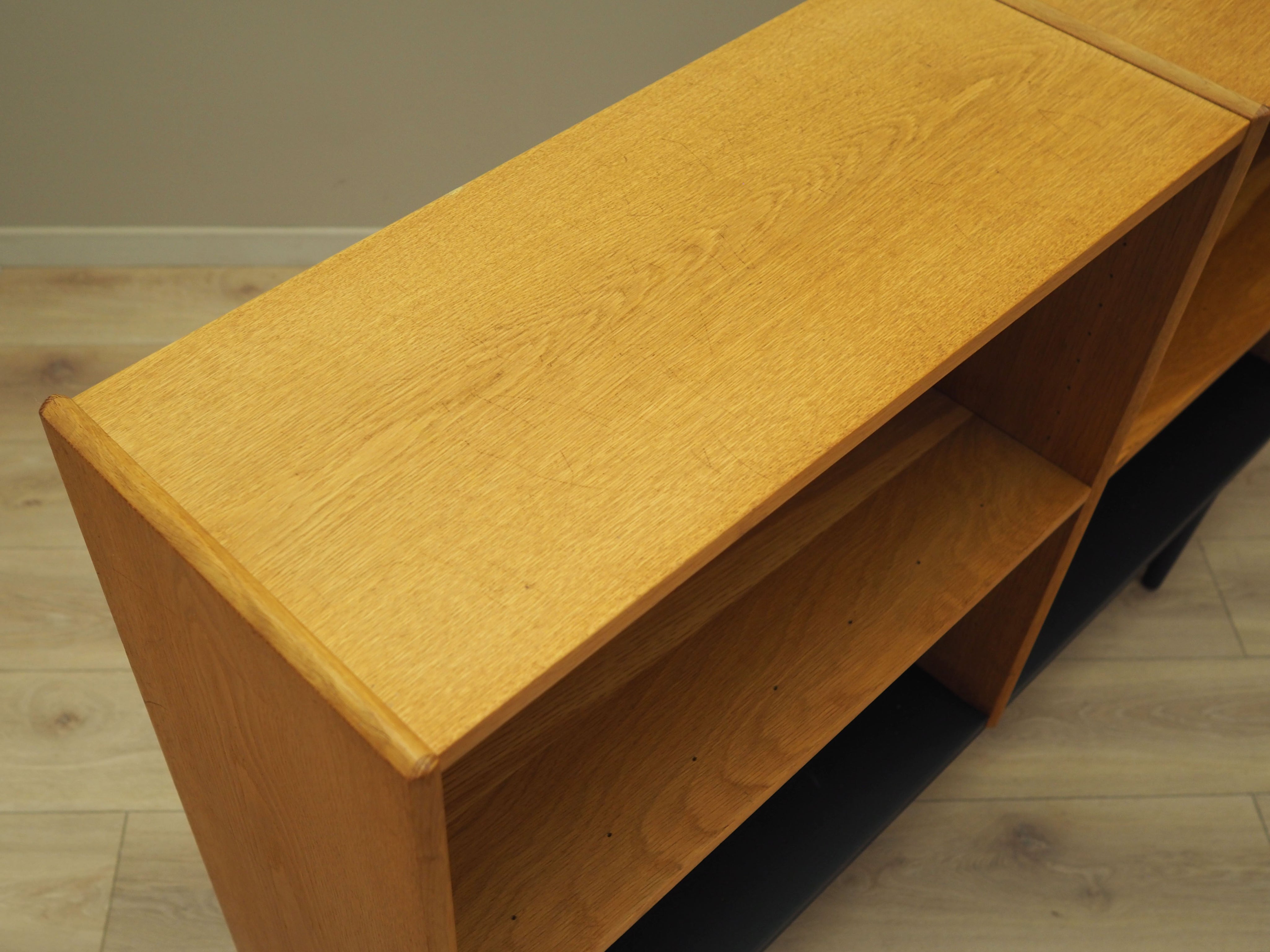 Ash_bookcase_Danish_design_1970s_manufacturer_Lyby_M_bler