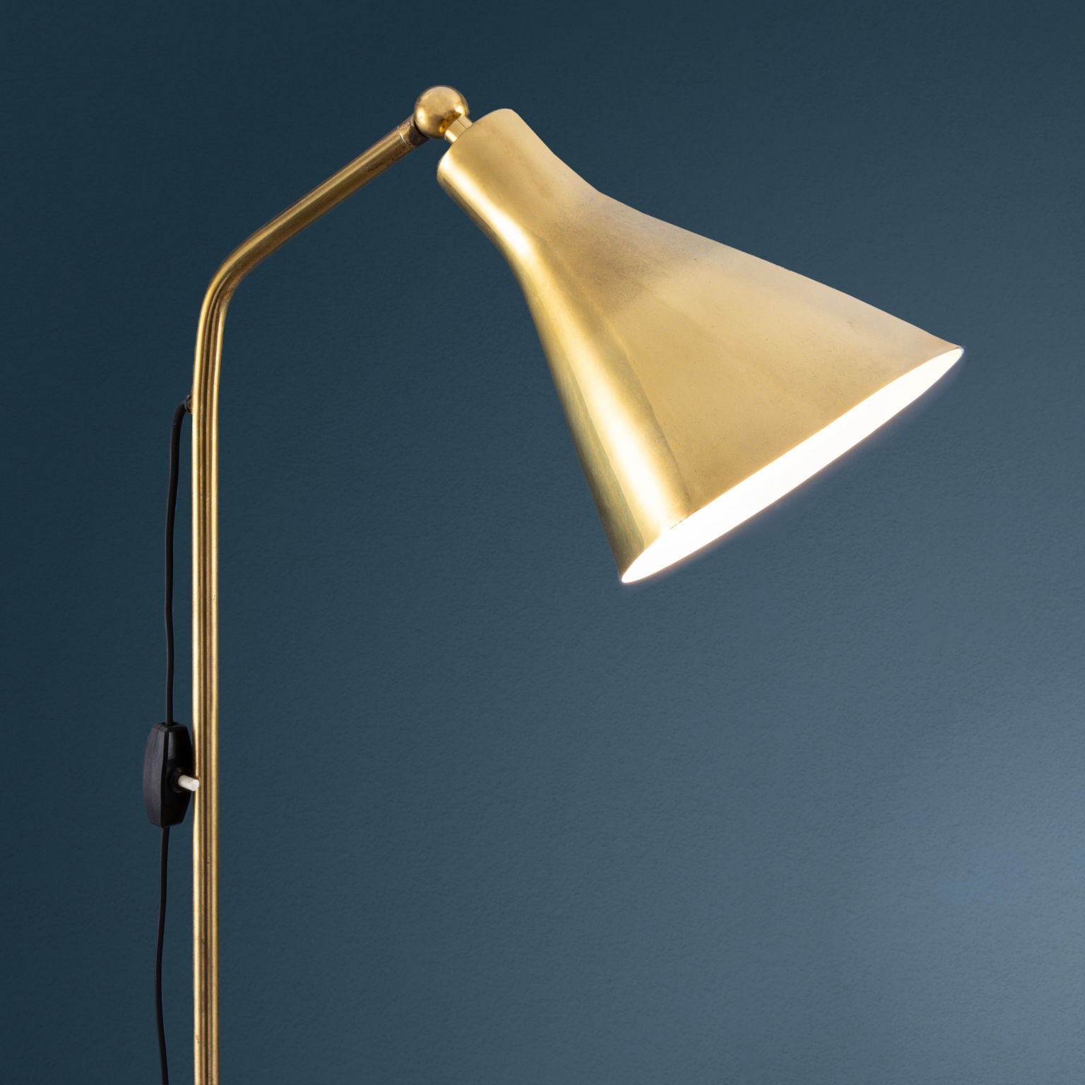 Azucena_LTE_3_Lamp_Vintage_Design_Ignazio_Gardella_Italy_1950s