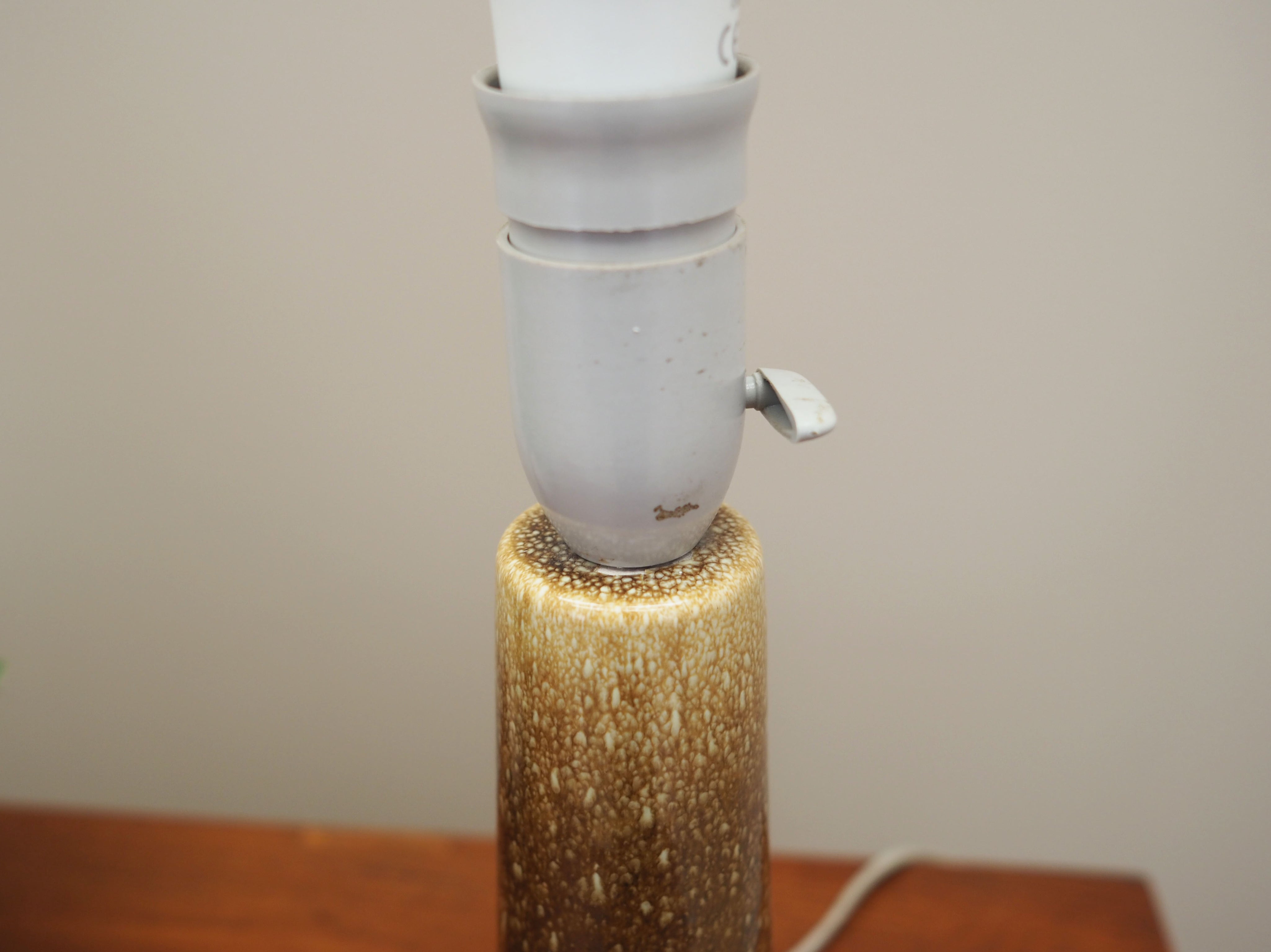 Bedside_lamp_Danish_design_1960s_production_Frank_Keramik