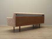 Beige_sofa_1970s