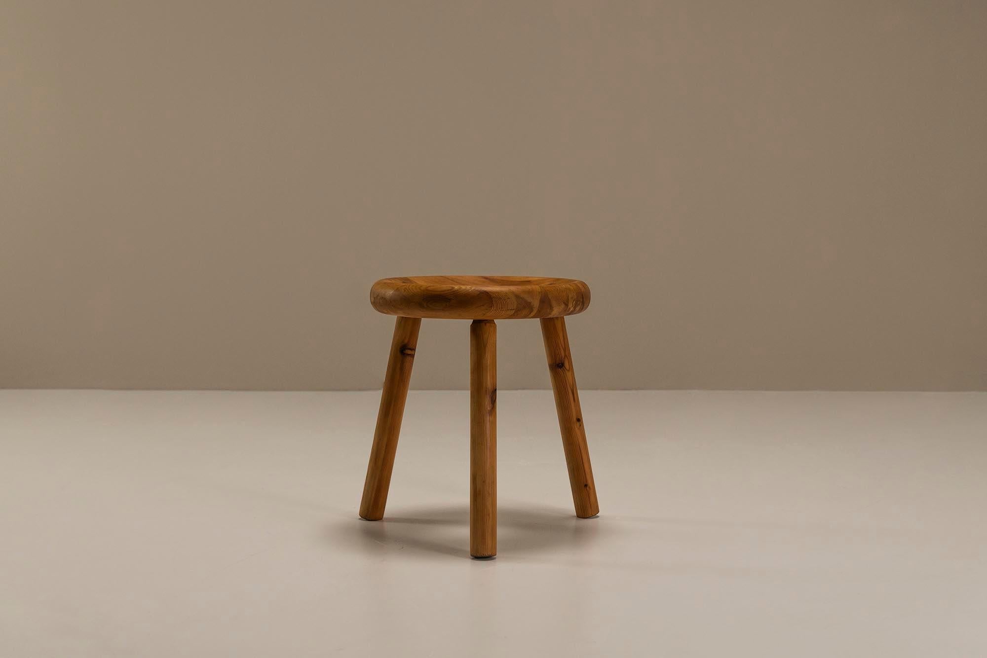 Bertel_Gardberg_Stool_Model_Sauna_in_Pine_for_Villa_Joukhi_Finland_1950s