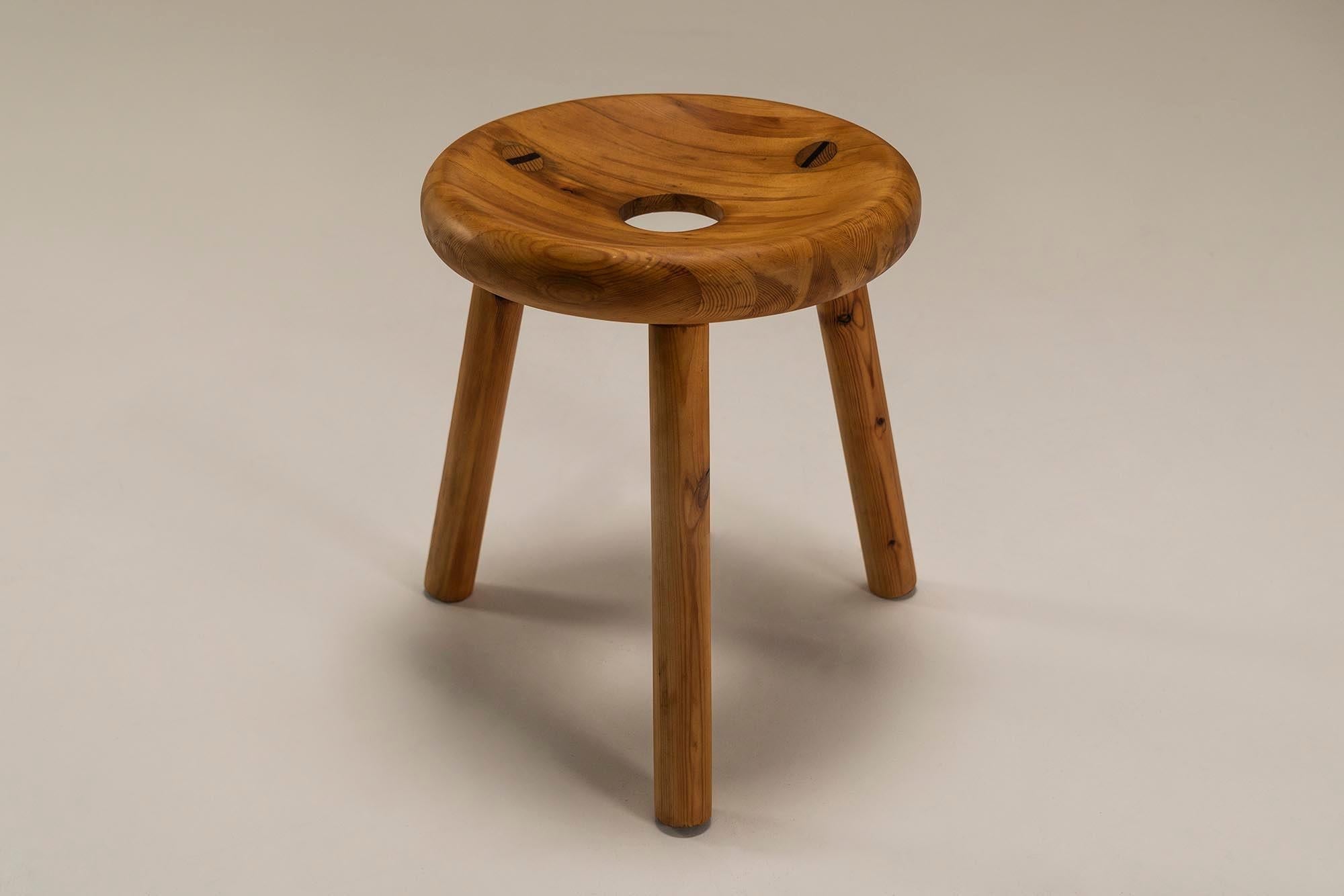 Bertel_Gardberg_Stool_Model_Sauna_in_Pine_for_Villa_Joukhi_Finland_1950s