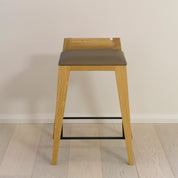 Bespoke_OM16.1_oak_counter_stool