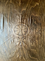 Bistro_style_bench_in_embossed_wood_stamped_Thonet_-_early_20th_century.