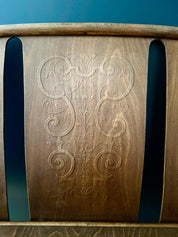 Bistro_style_bench_in_embossed_wood_stamped_Thonet_-_early_20th_century.