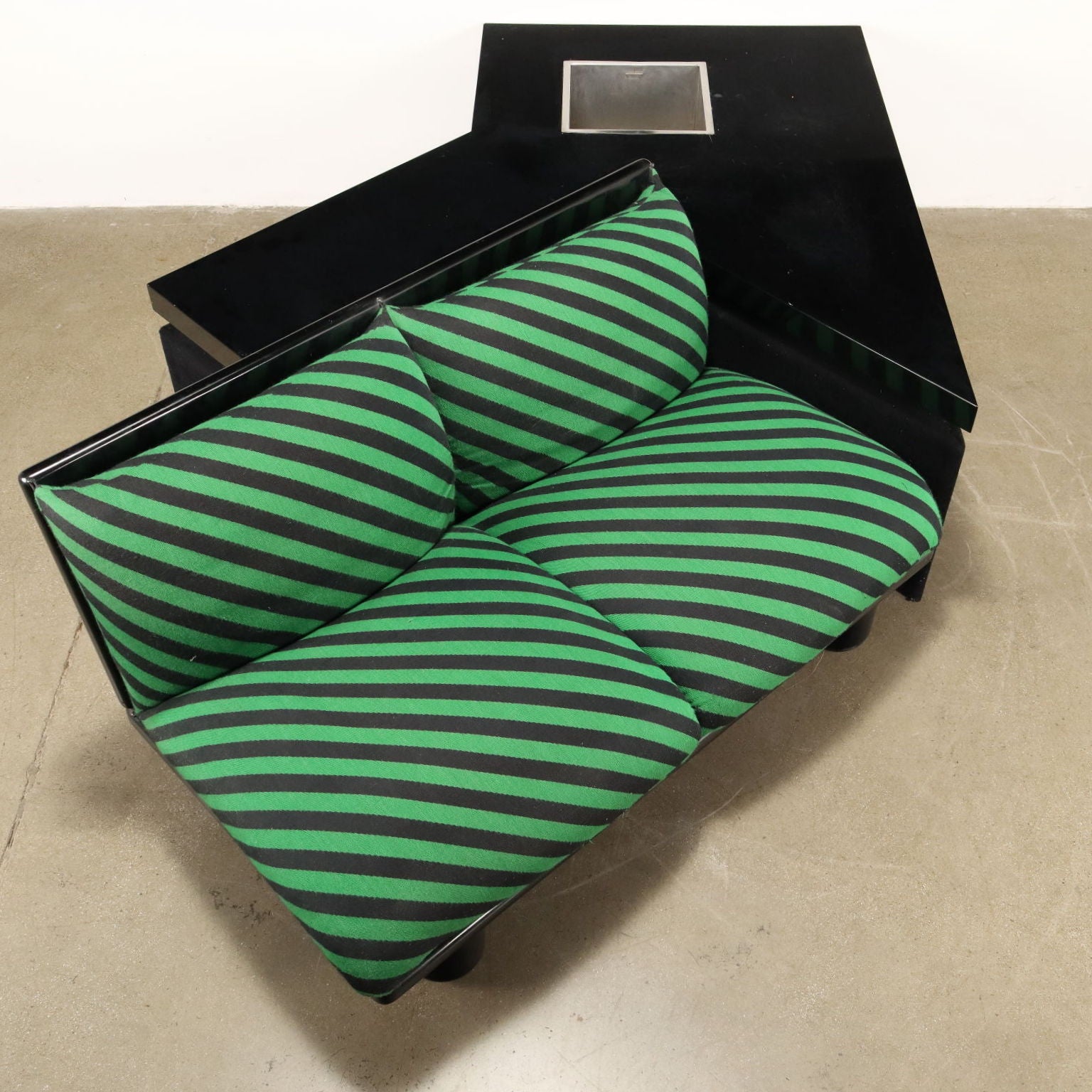 Blop_Series_Sofa_with_Cabinet_Design_Carlo_Bartoli_Vintage_1970s