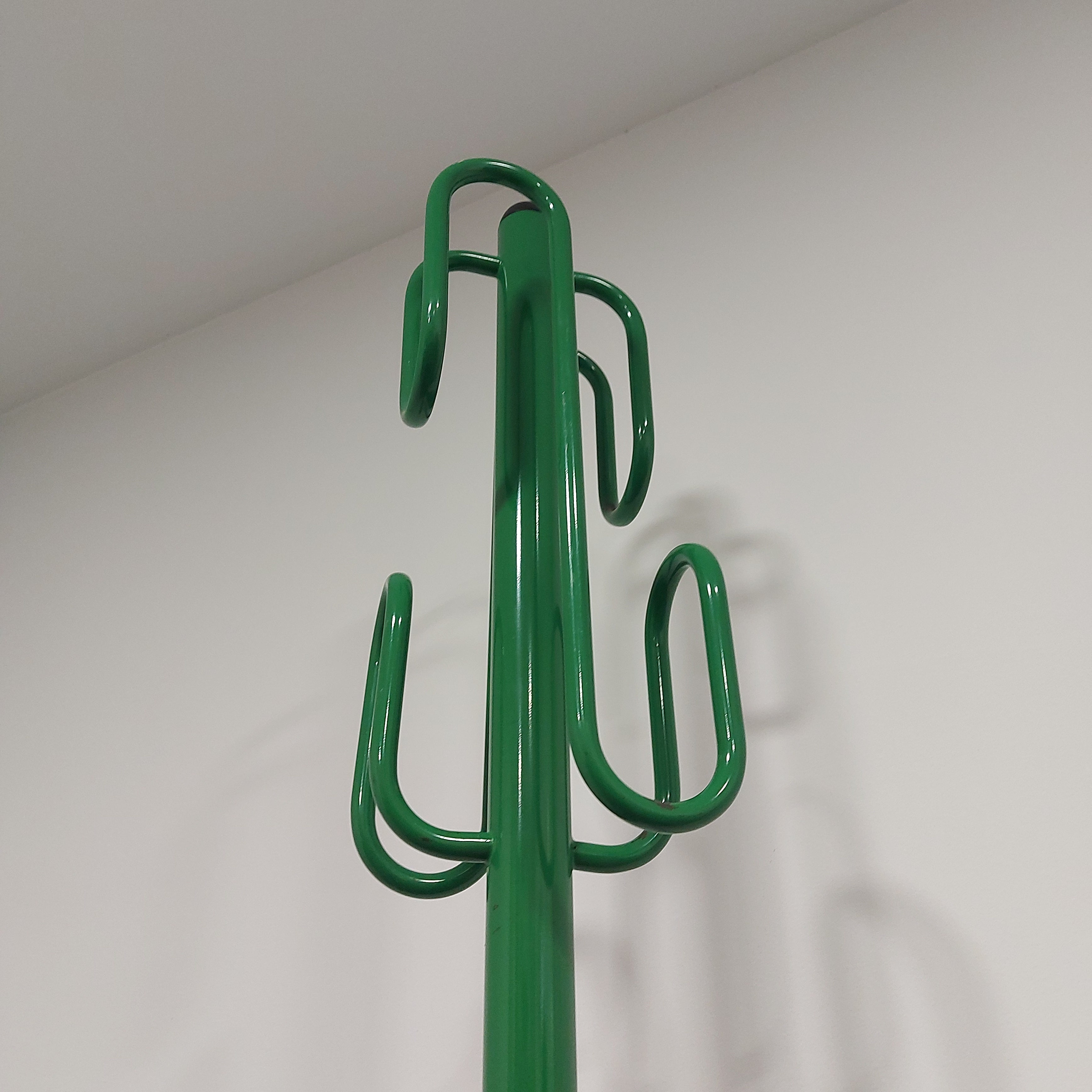 Cactus_Hanger_1970s