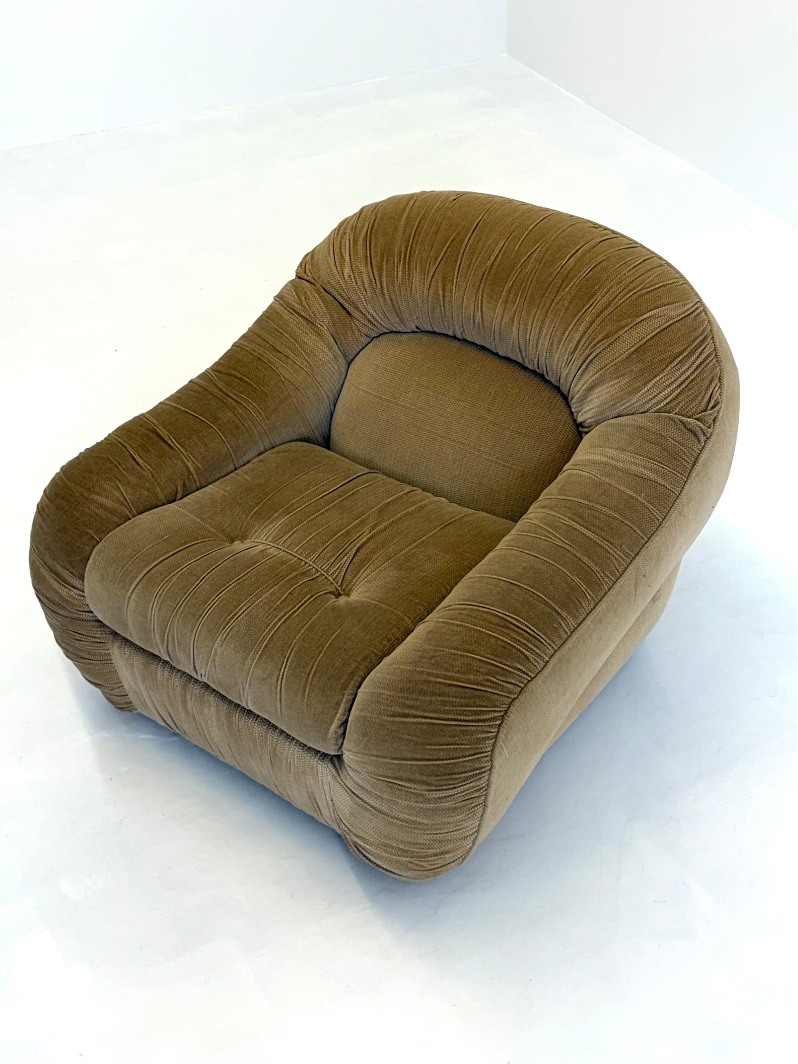 Capriccio_armchairs_by_George_Bighinello_for_Eurosalotto
