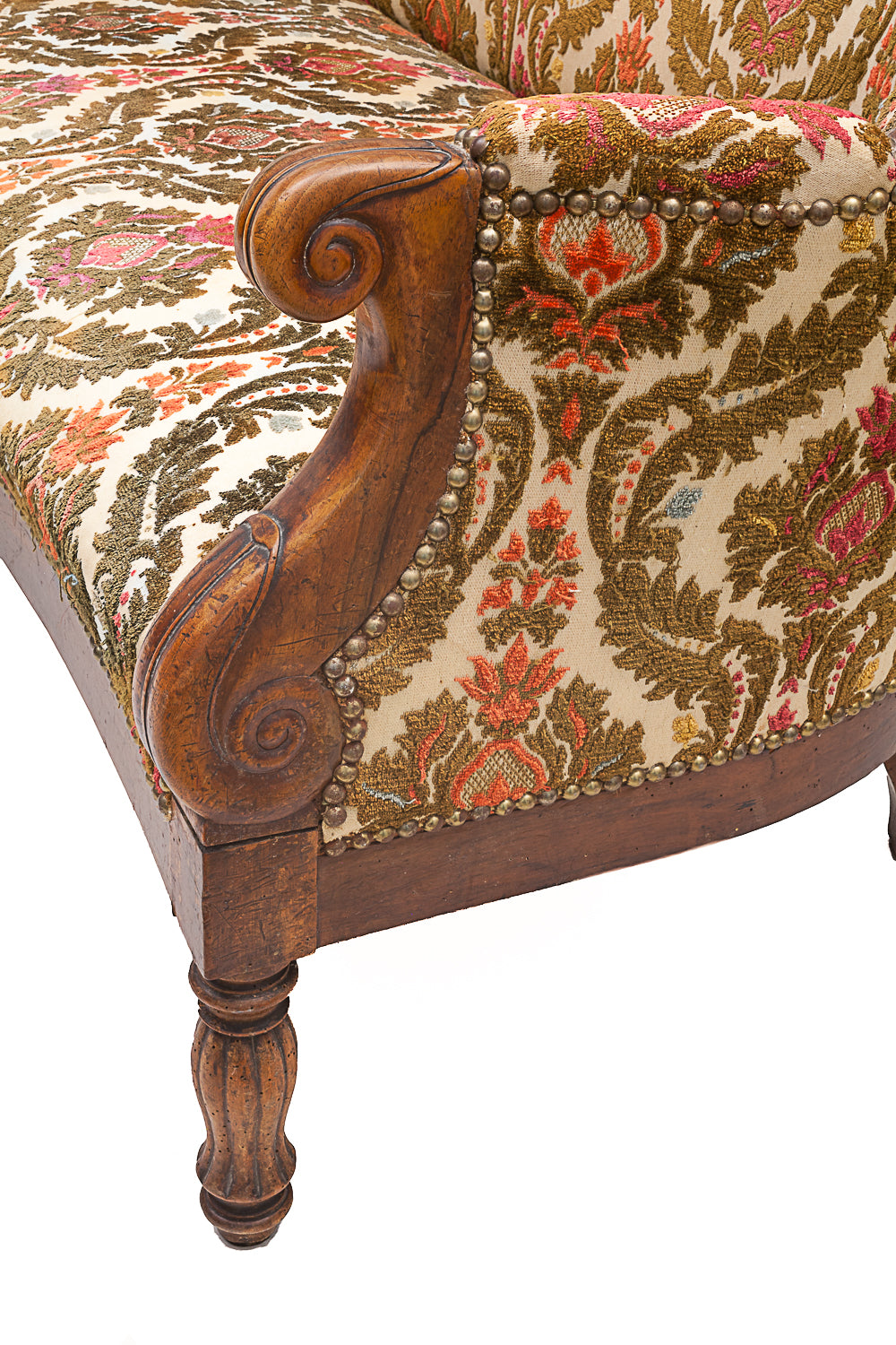 Carved_walnut_loveseat,_1930